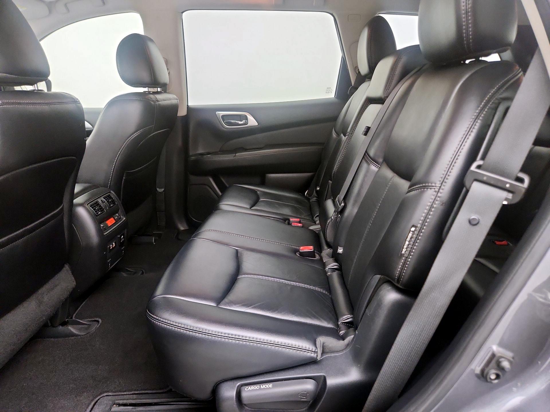Thumbnail: 2019 Nissan Pathfinder - 20