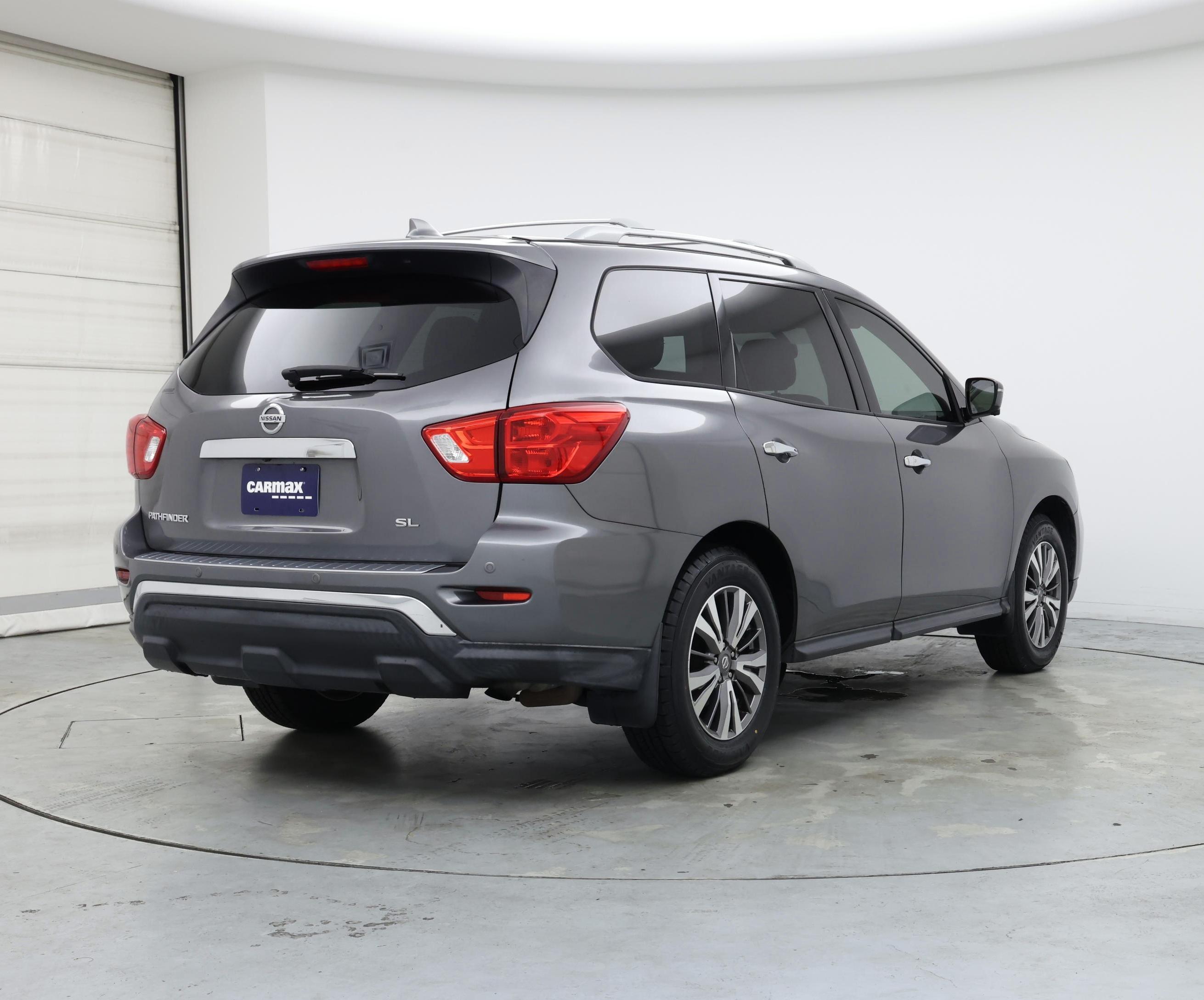 Thumbnail: 2019 Nissan Pathfinder - 8