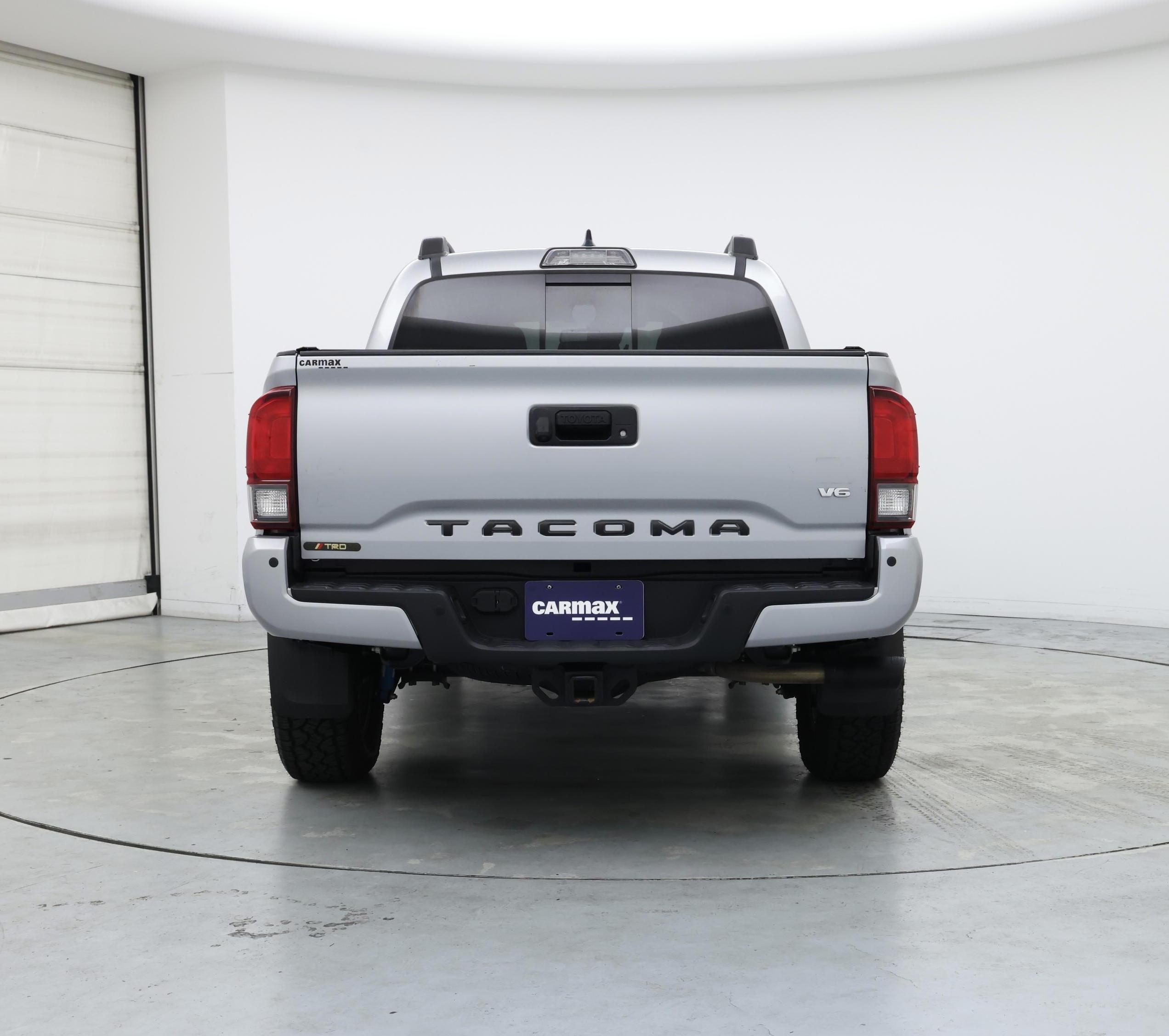 Thumbnail: 2019 Toyota Tacoma - 6