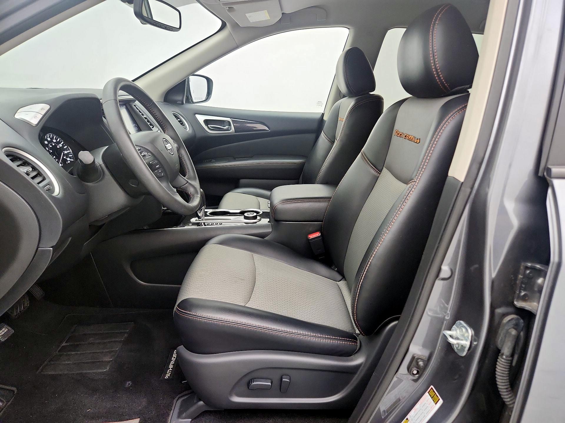 Thumbnail: 2020 Nissan Pathfinder - 11