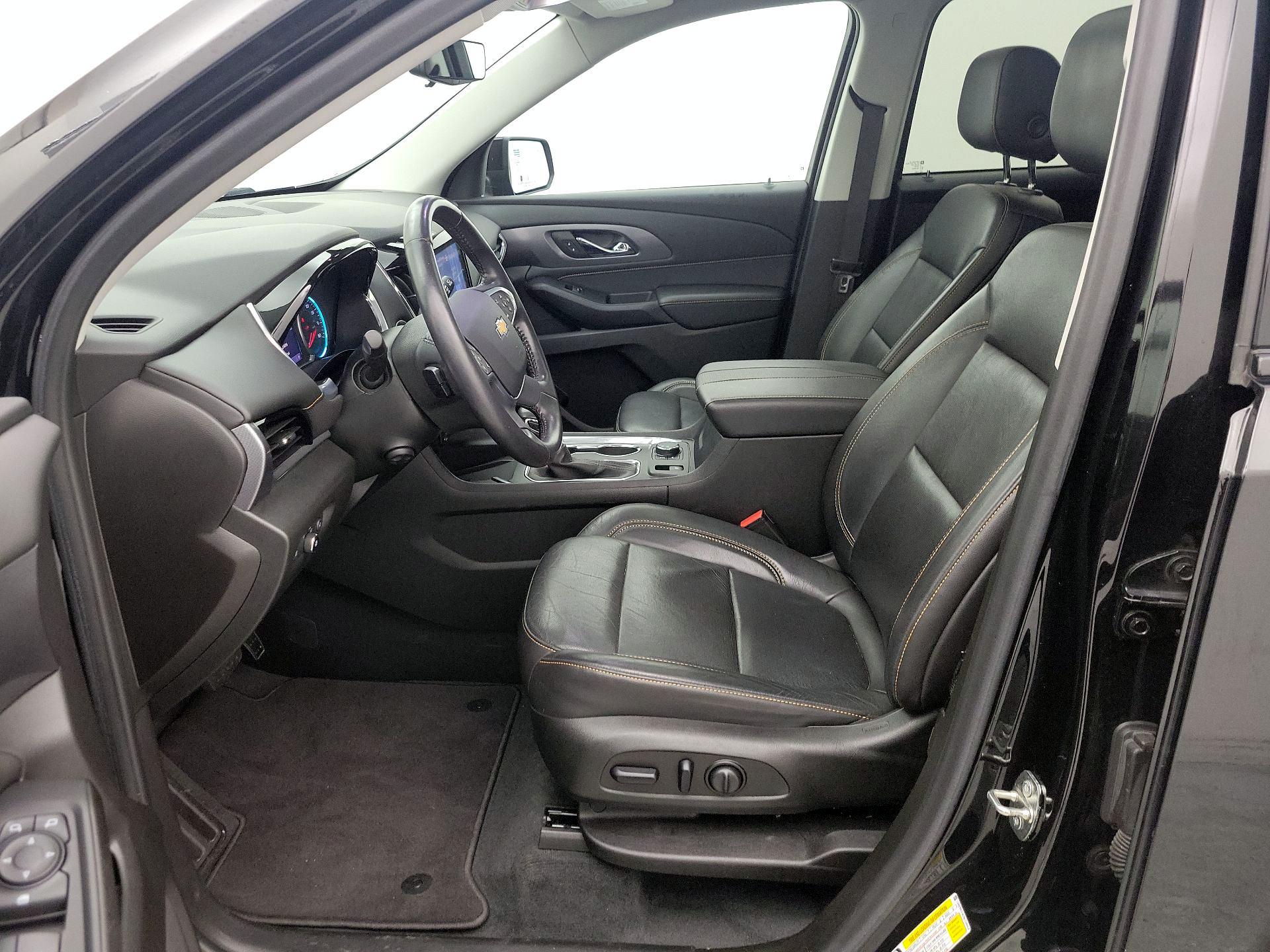 Thumbnail: 2021 Chevrolet Traverse - 11
