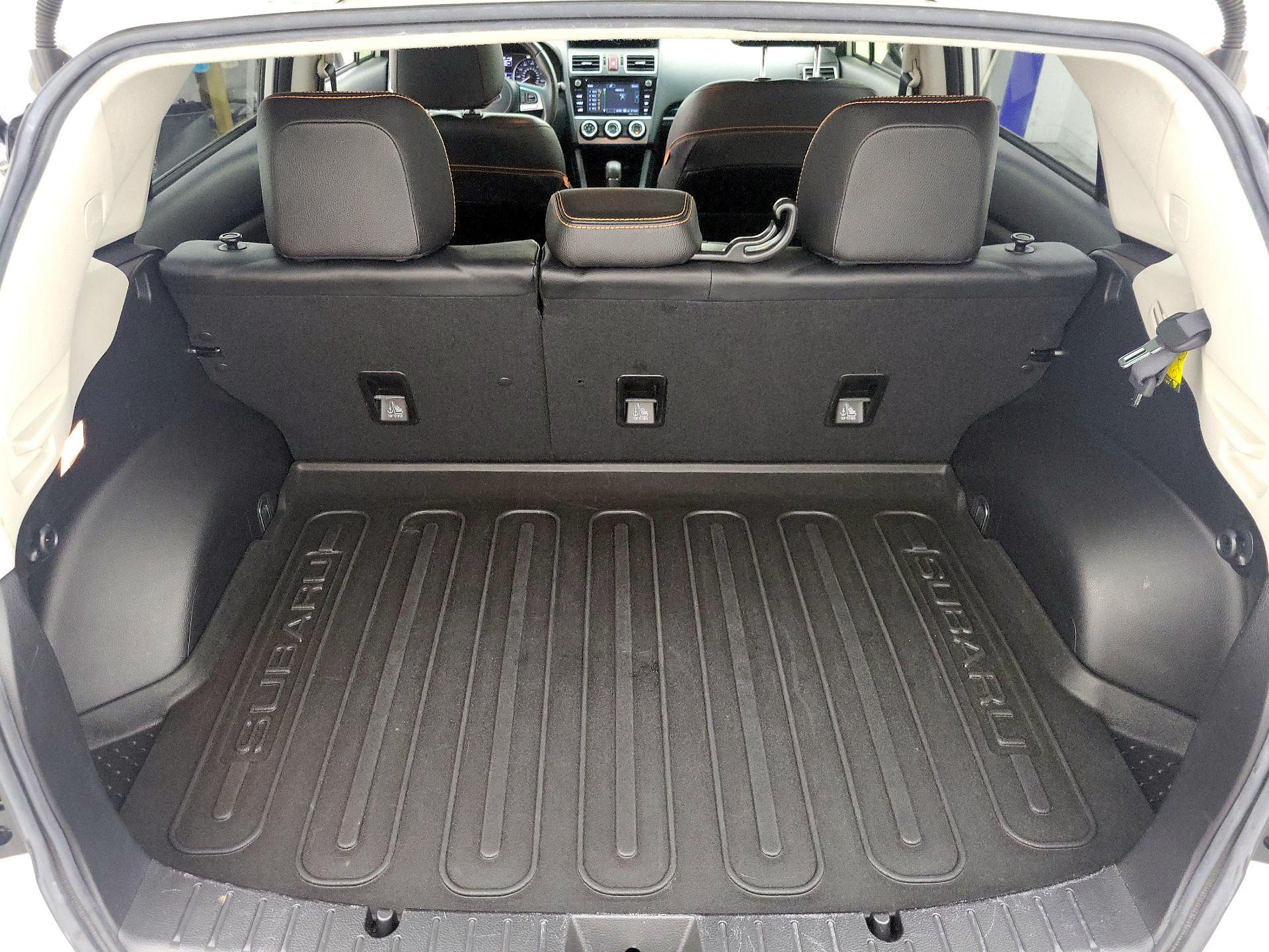 Thumbnail: 2016 Subaru XV Crosstrek - 20