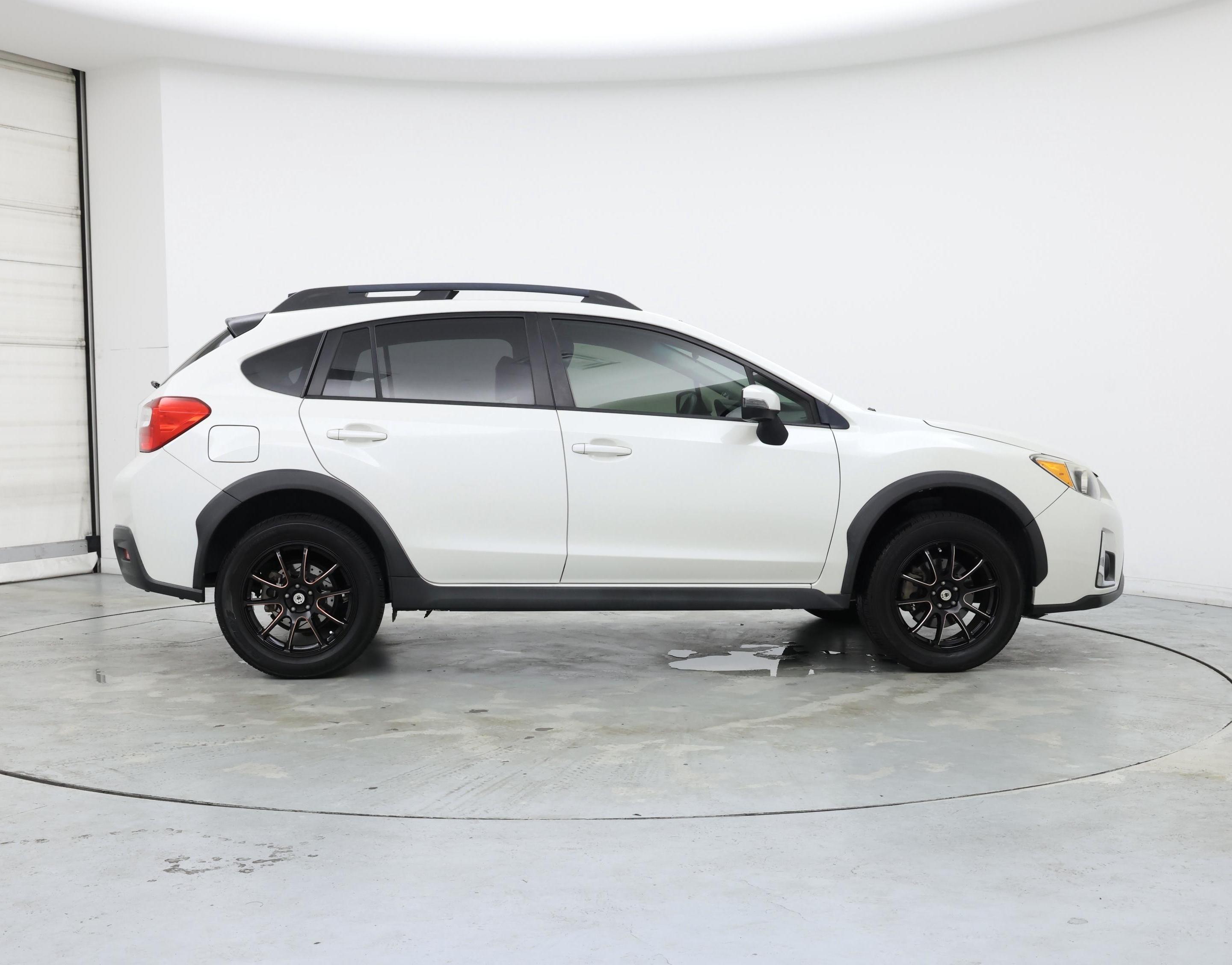Thumbnail: 2016 Subaru XV Crosstrek - 7