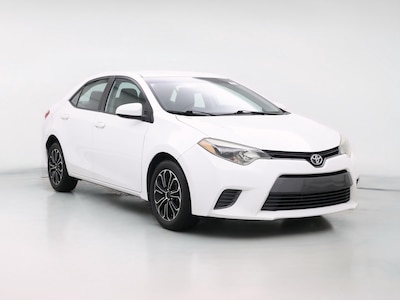 White 2016 Toyota Corolla LE