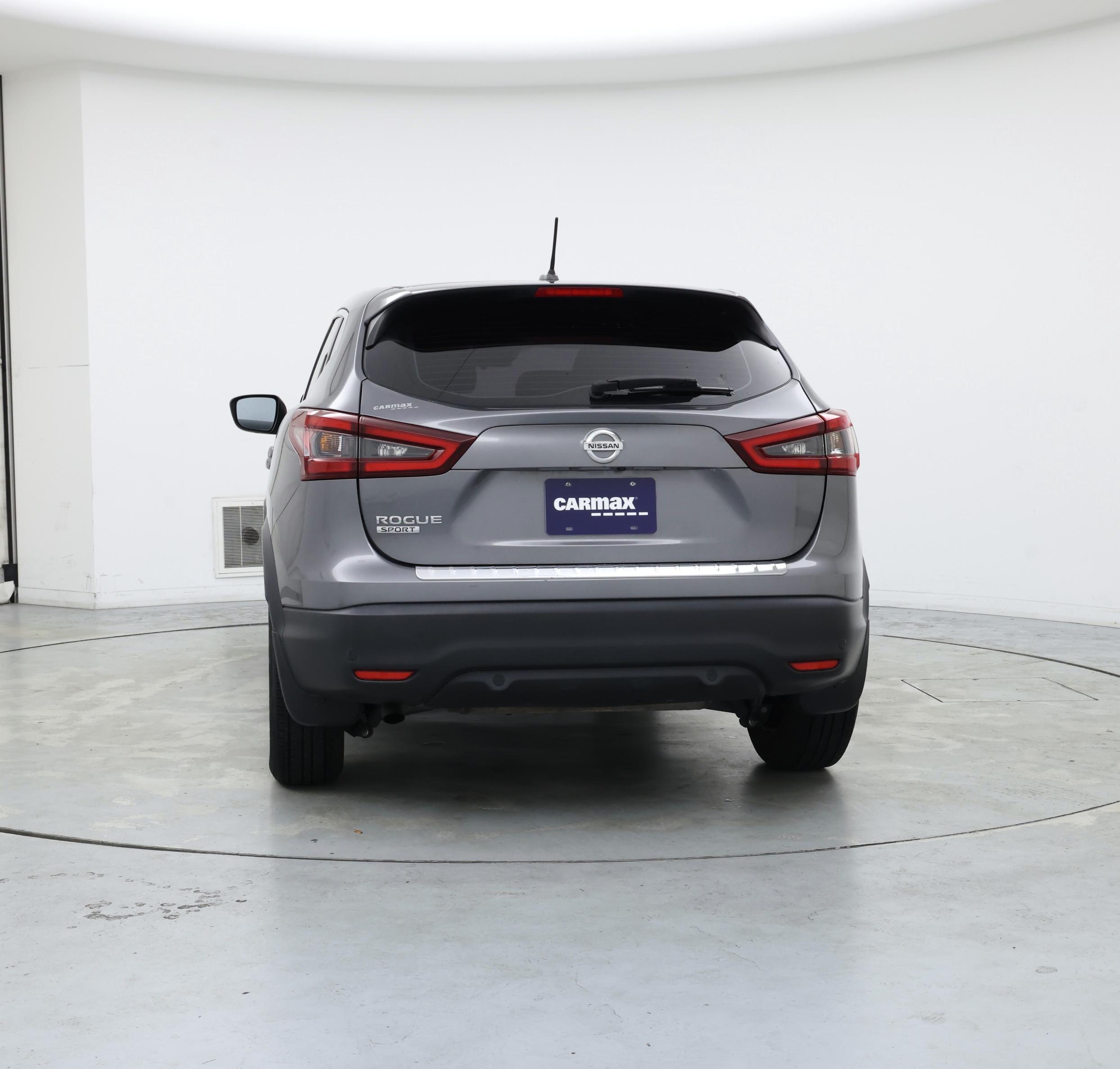 Thumbnail: 2020 Nissan Rogue Sport - 6