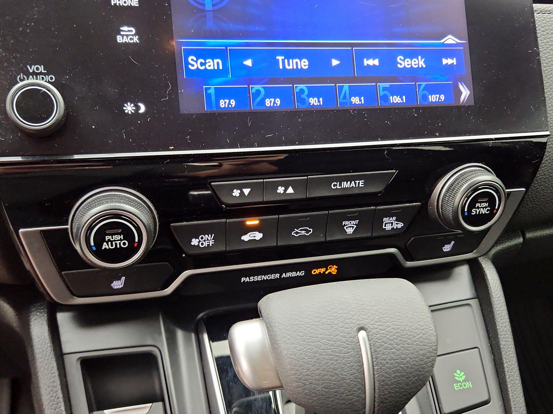Thumbnail: 2018 Honda CR-V - 16