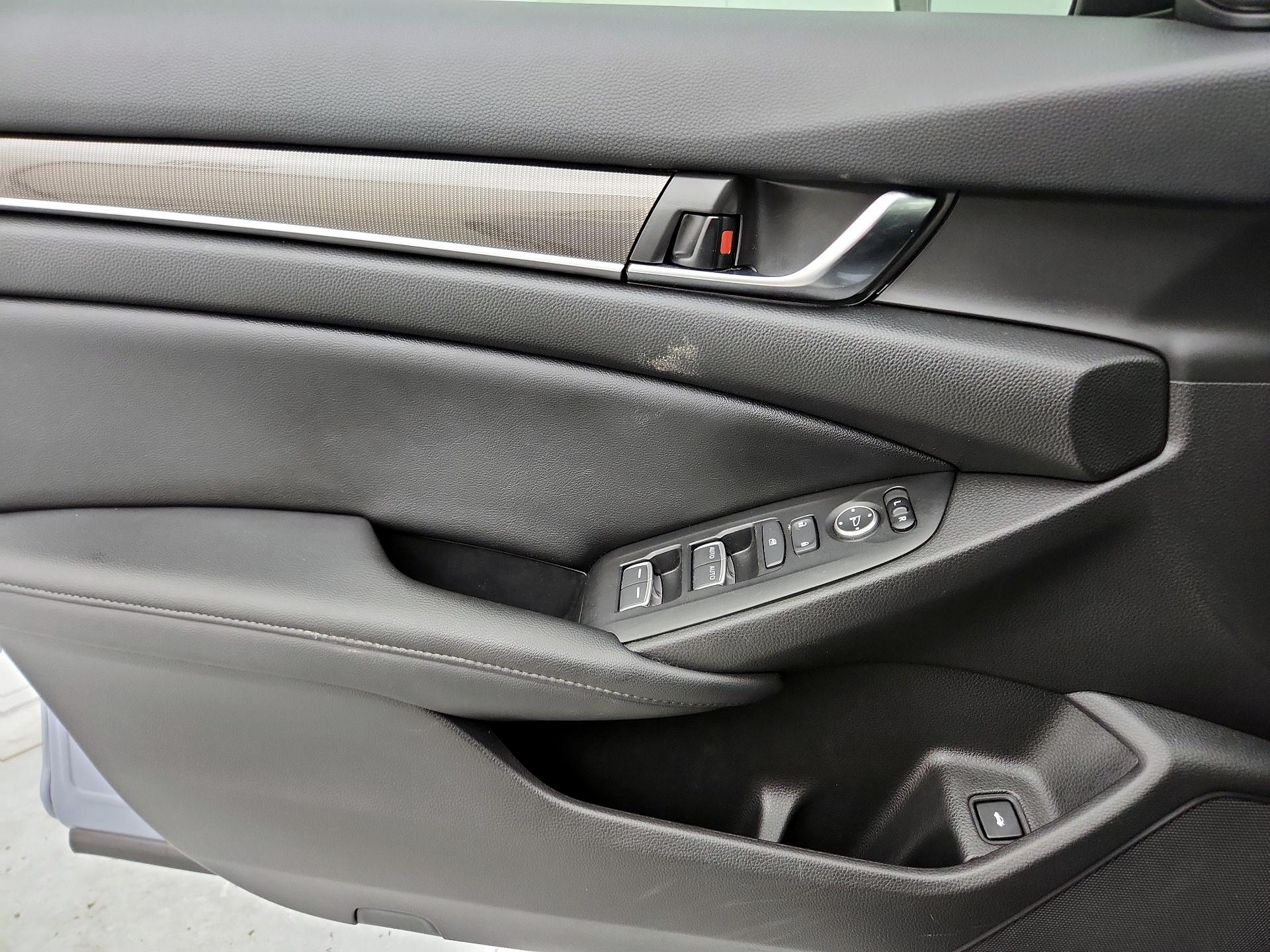 Thumbnail: 2021 Honda Accord - 12