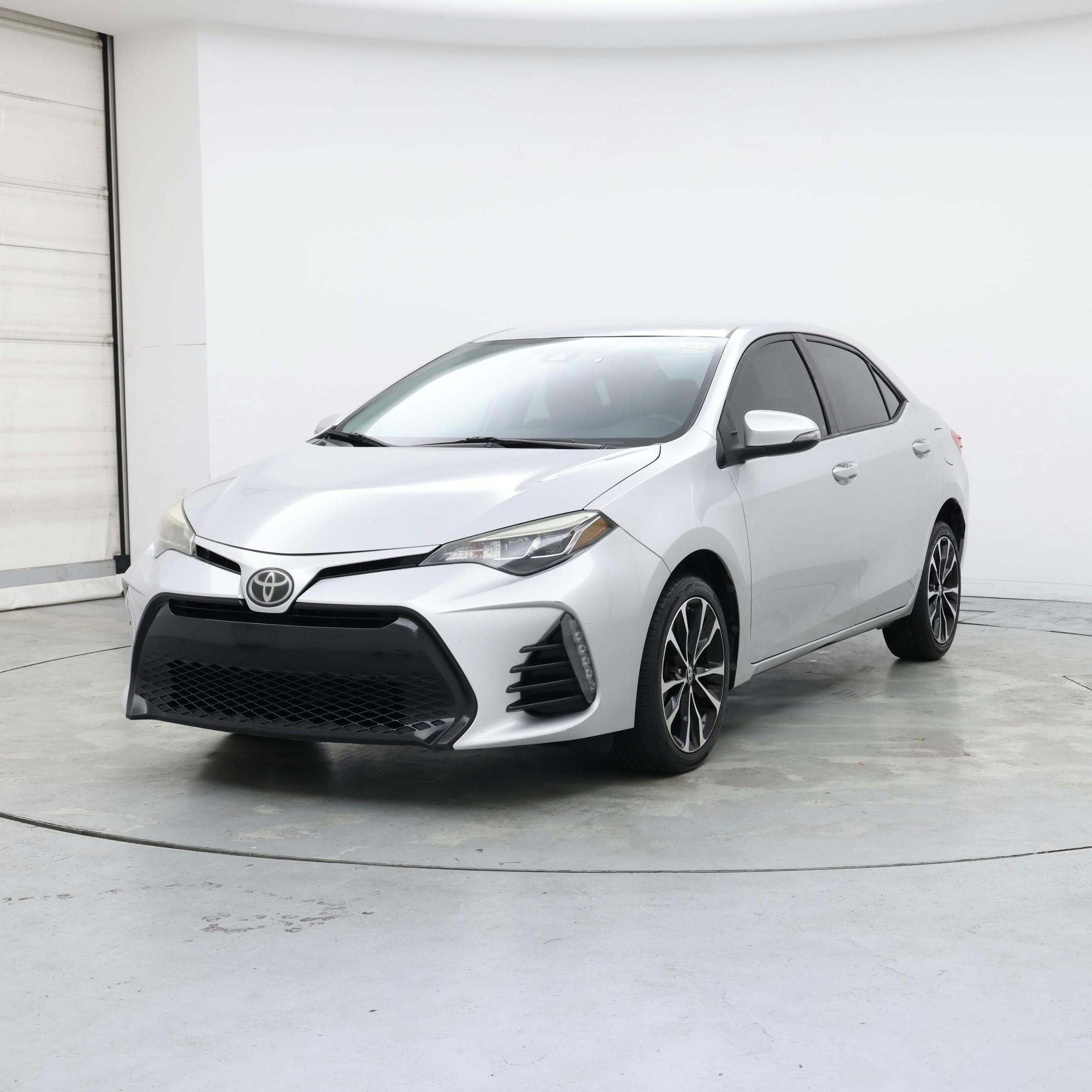 Thumbnail: 2017 Toyota Corolla - 4