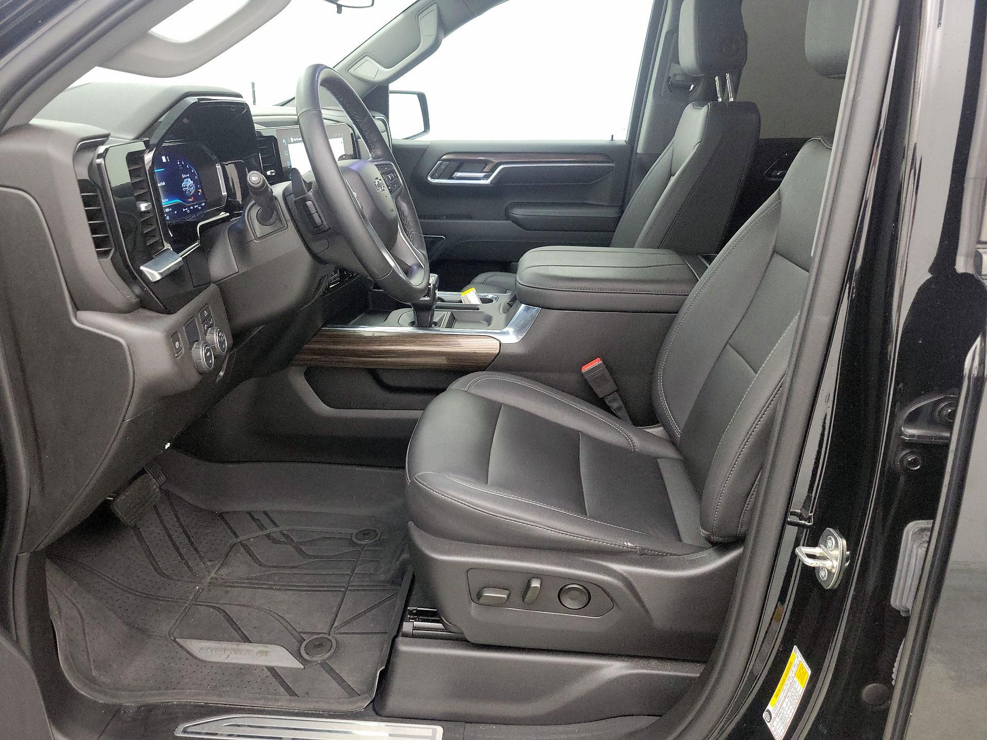 Thumbnail: 2023 Chevrolet Silverado 1500 - 11