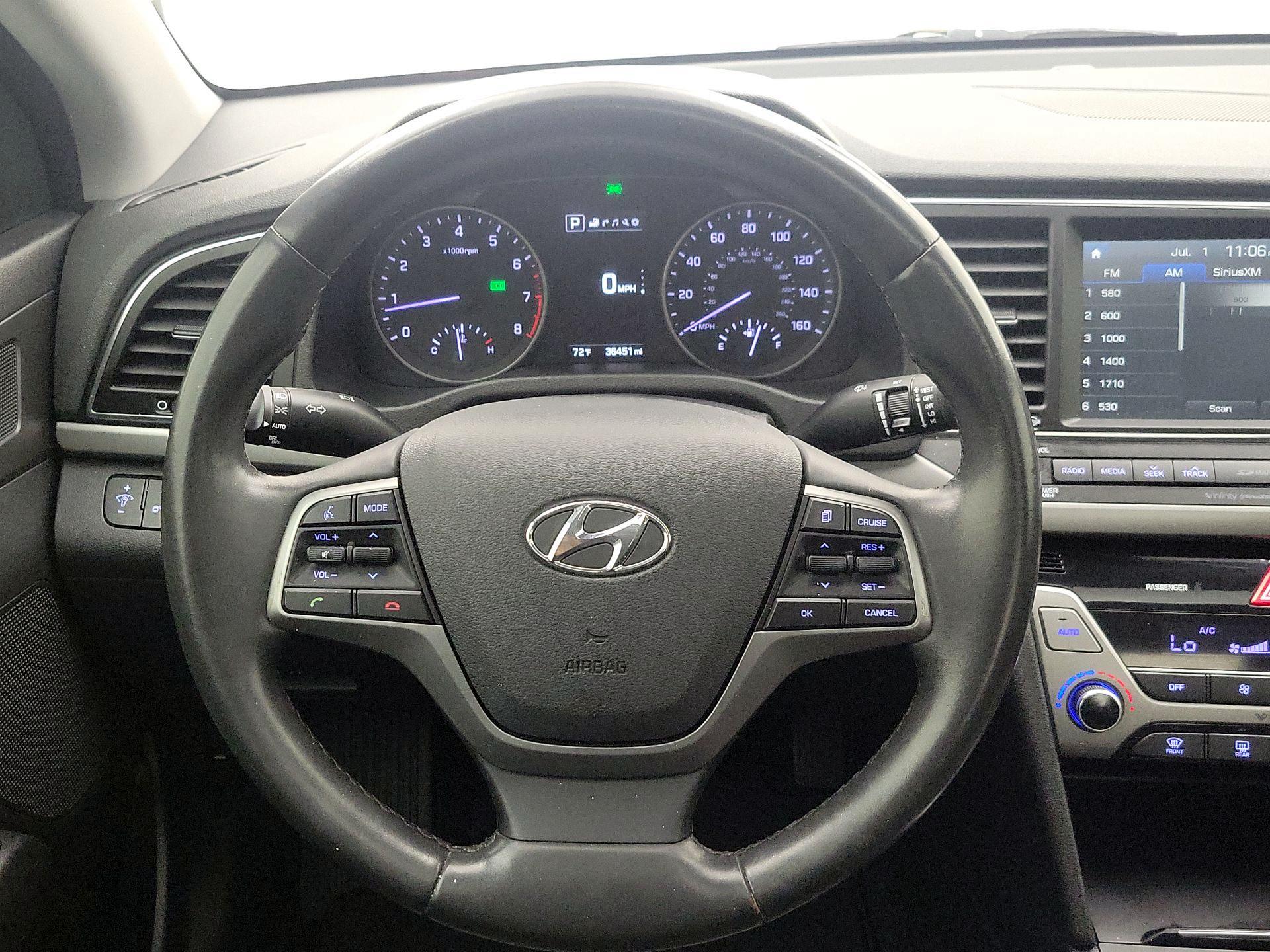 Thumbnail: 2017 Hyundai Elantra - 10