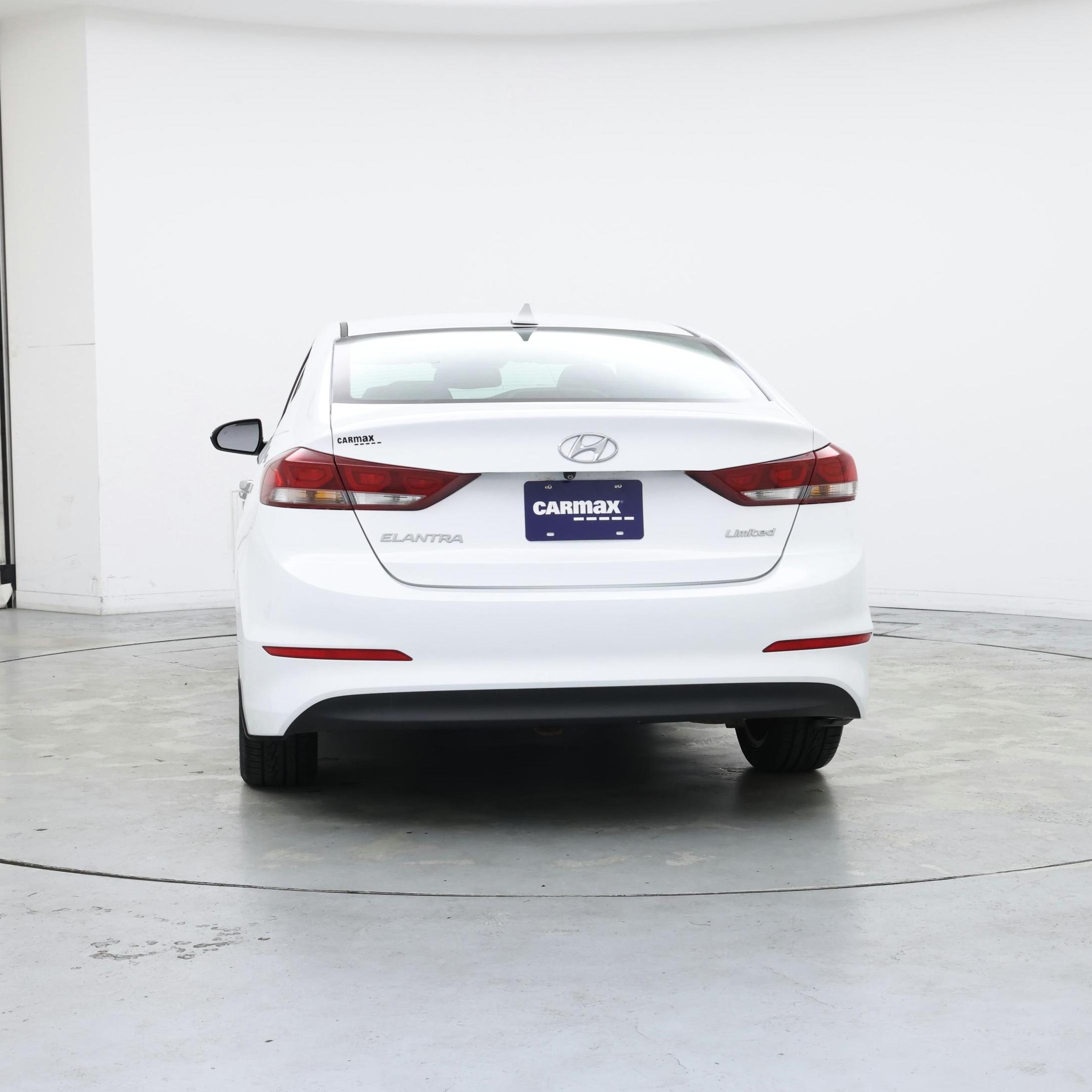 Thumbnail: 2017 Hyundai Elantra - 6