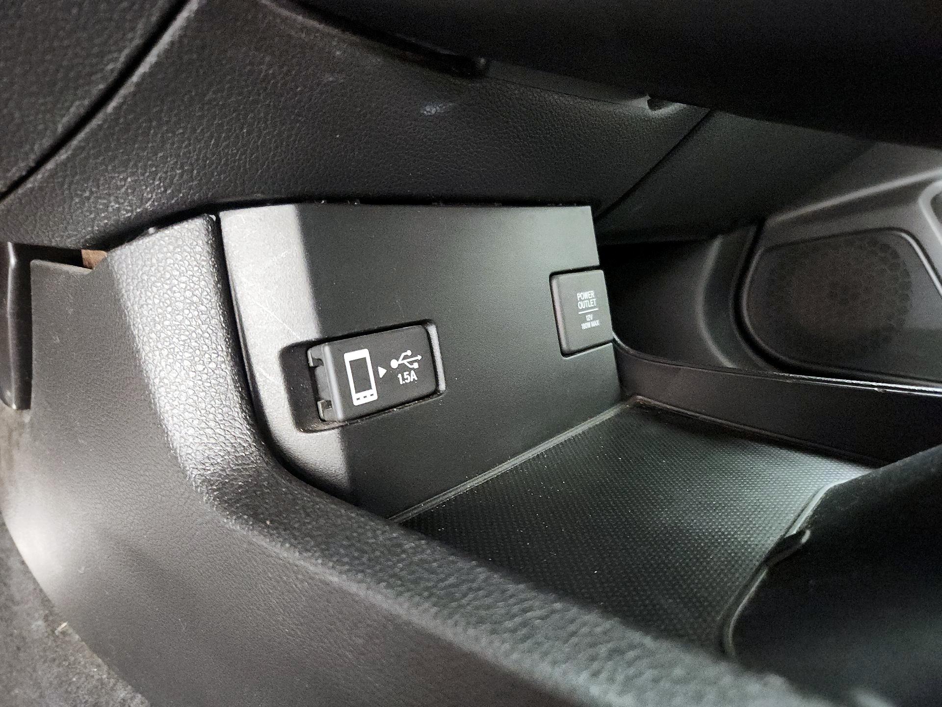 Thumbnail: 2019 Honda Civic - 19