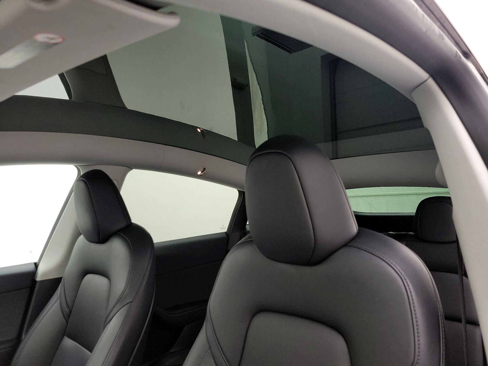 Thumbnail: 2023 Tesla Model Y - 19