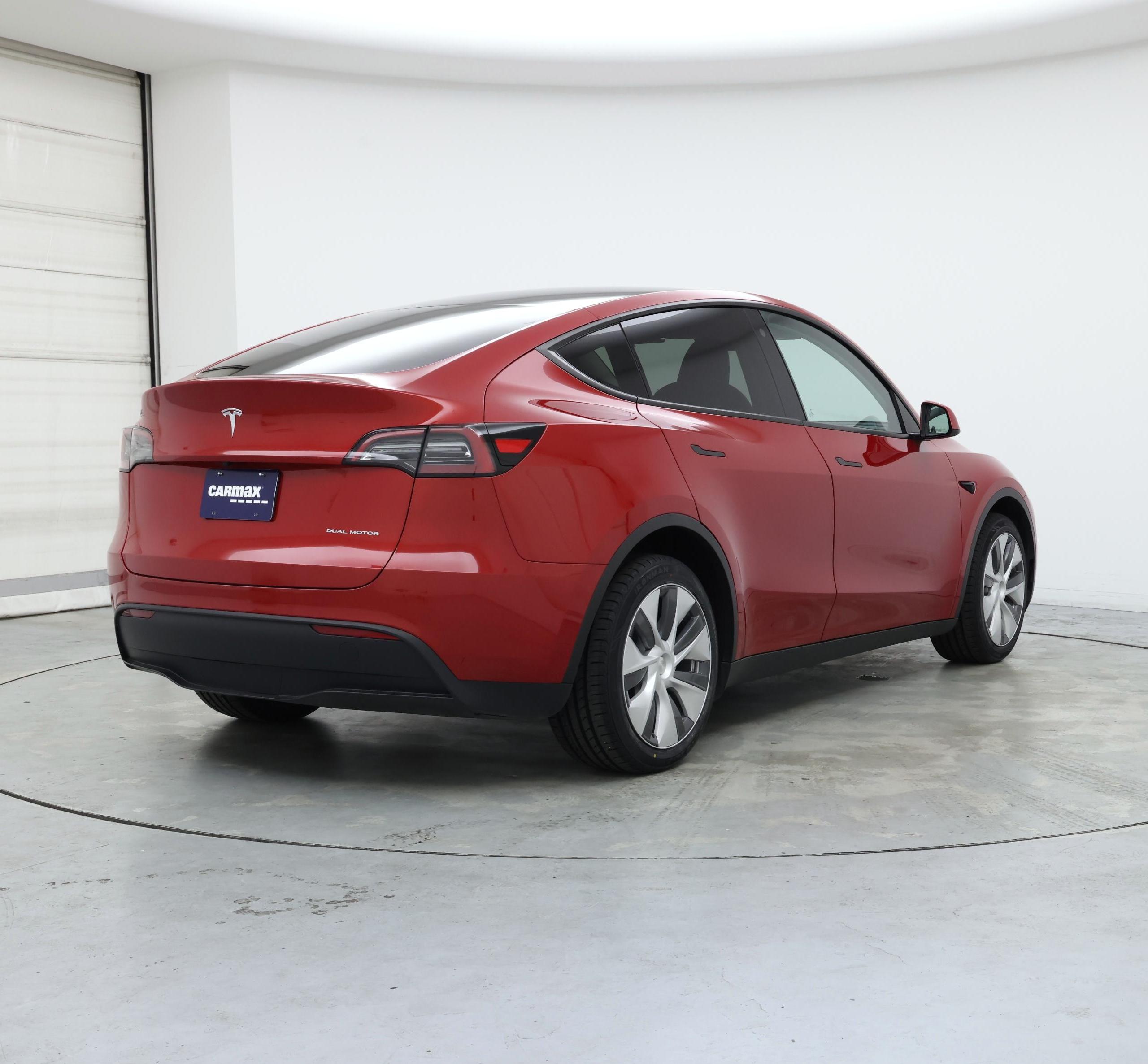Thumbnail: 2023 Tesla Model Y - 8