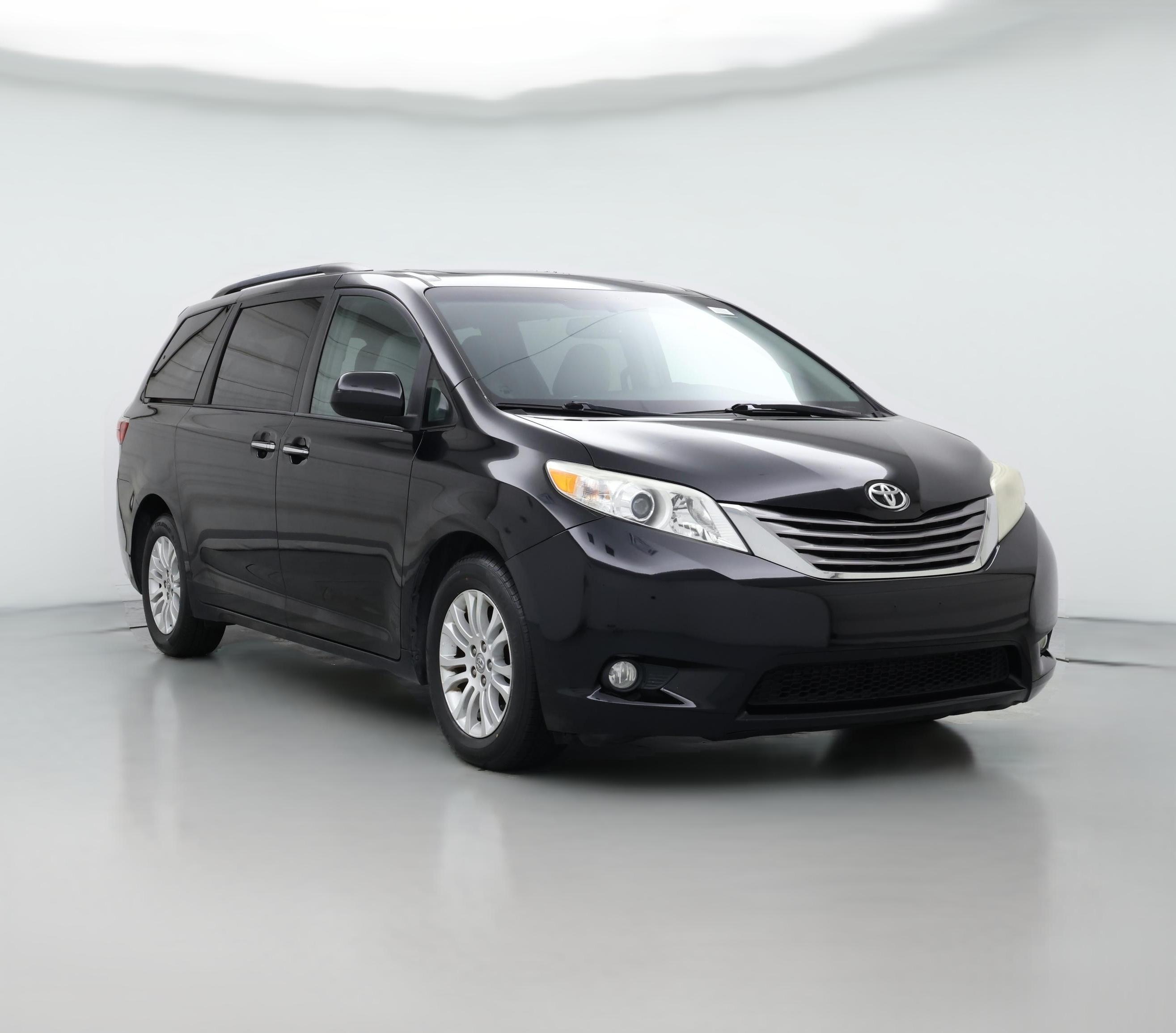 Thumbnail: 2017 Toyota Sienna - 1