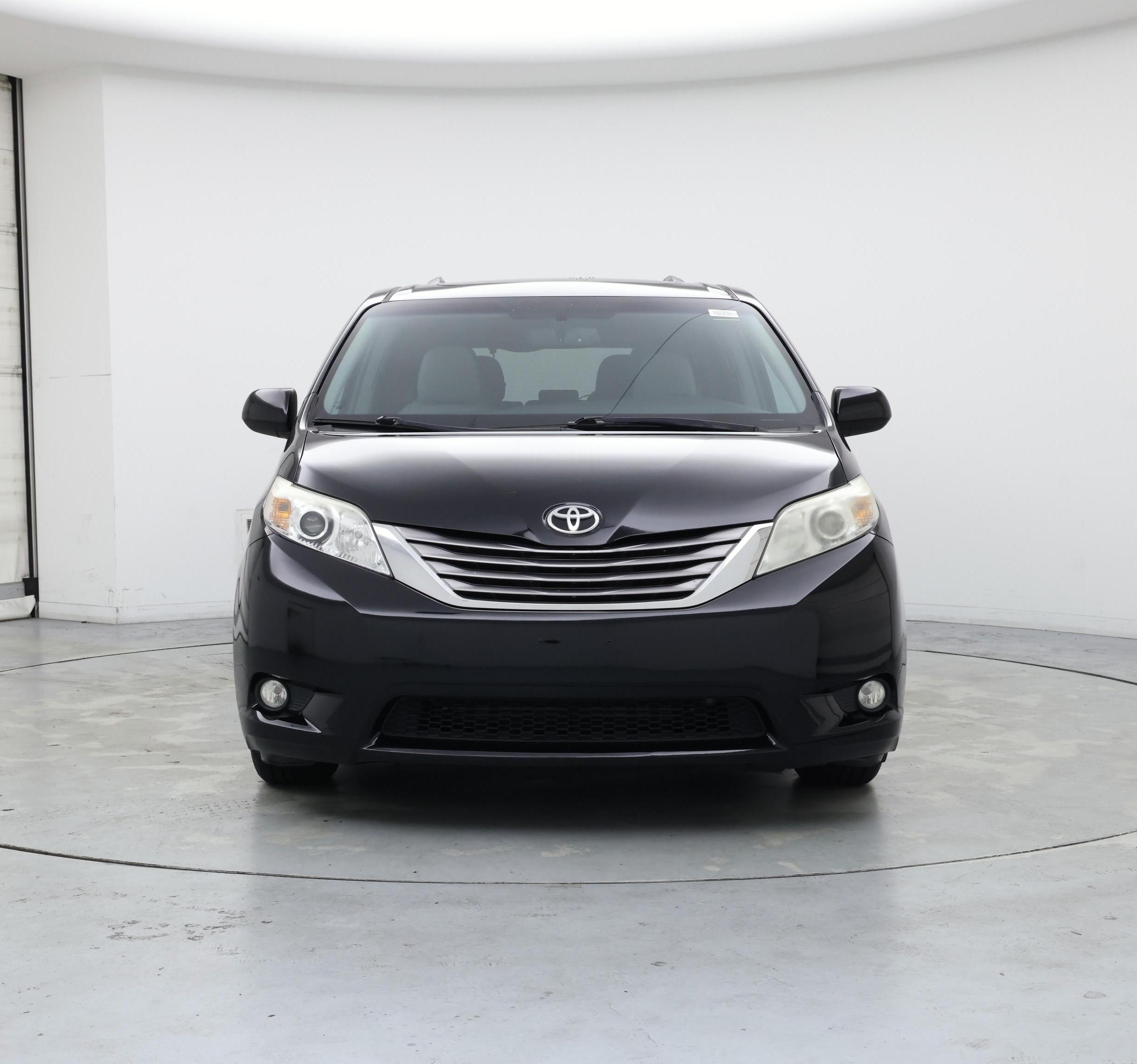 Thumbnail: 2017 Toyota Sienna - 5