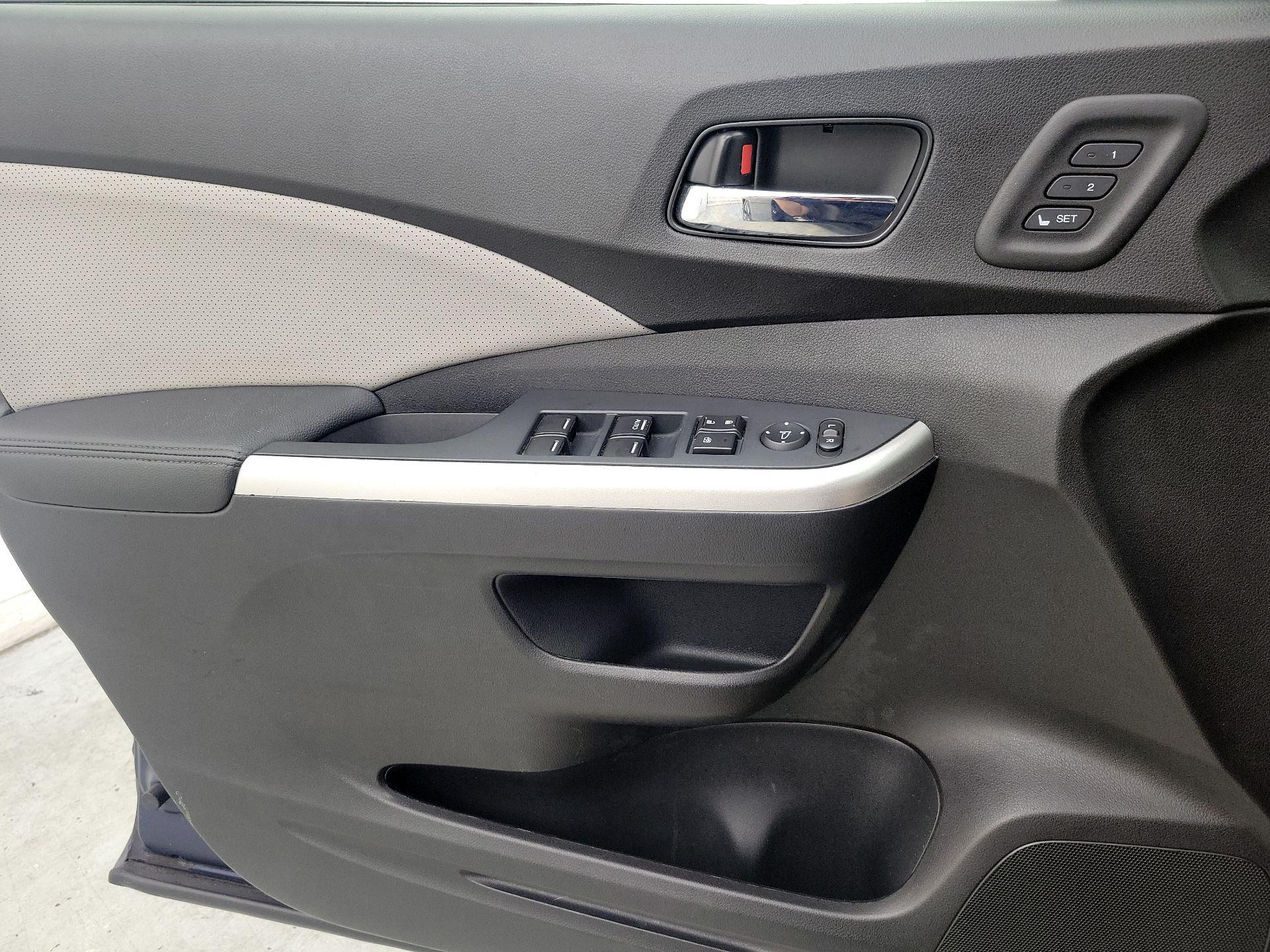 Thumbnail: 2015 Honda CR-V - 12