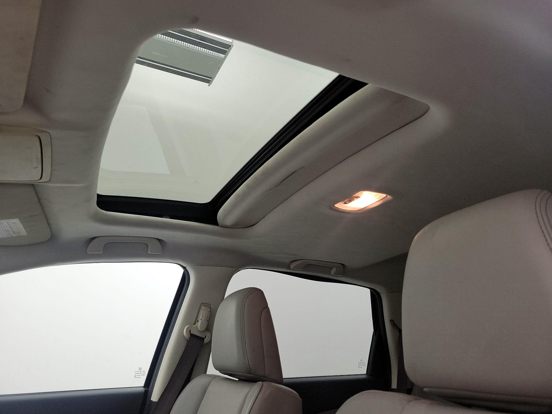 Thumbnail: 2015 Honda CR-V - 19