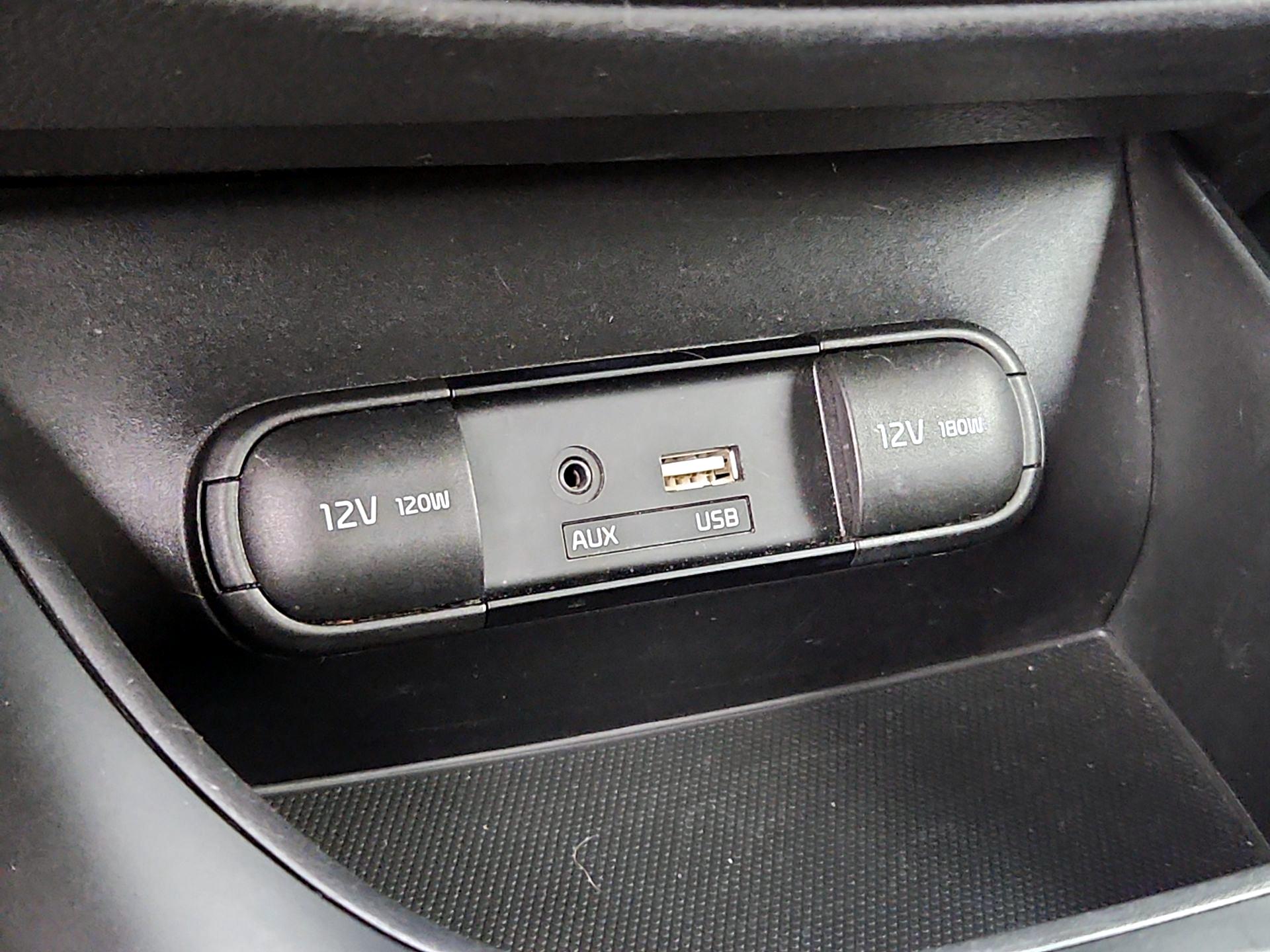 Thumbnail: 2015 Kia Soul - 17