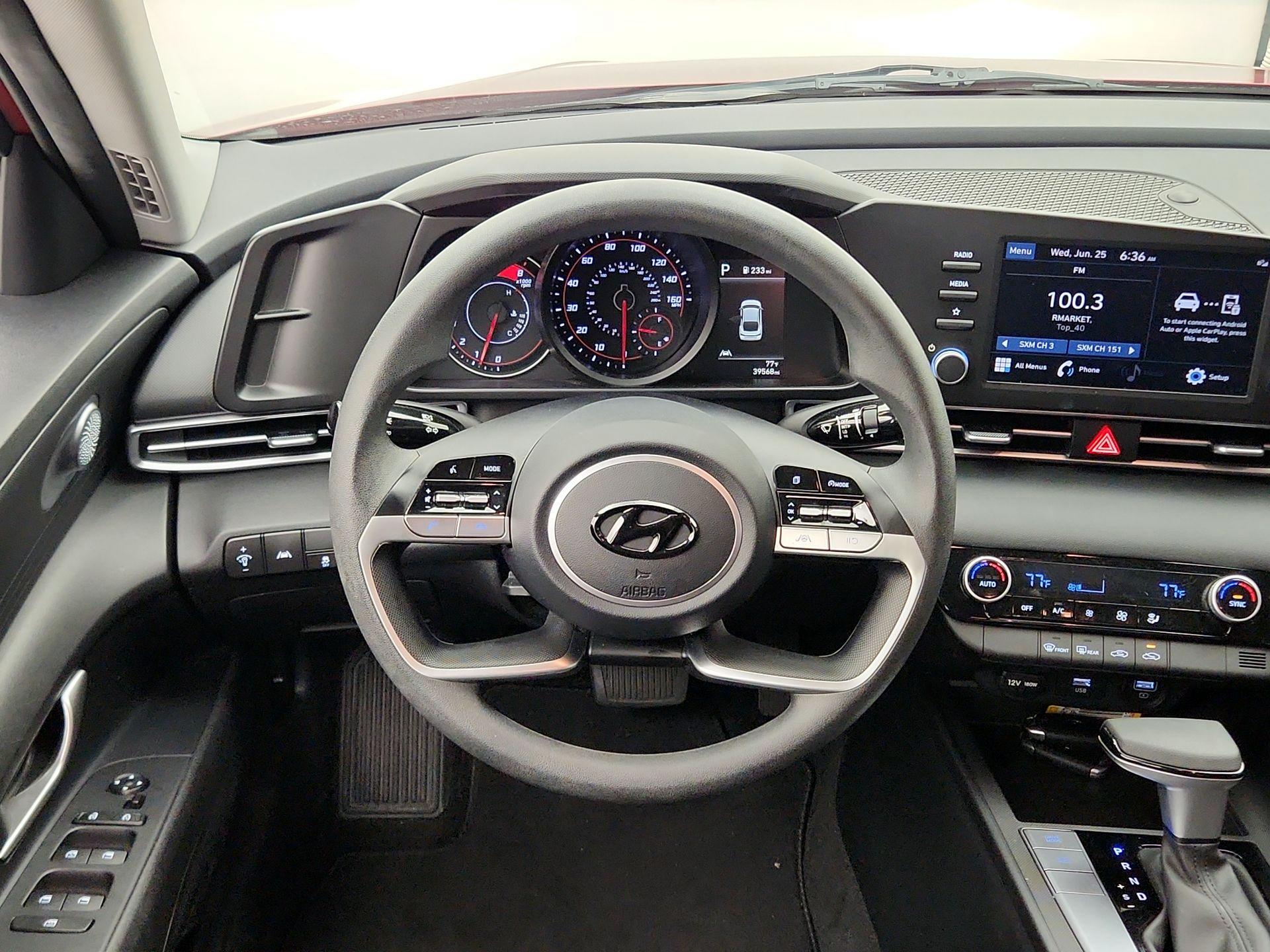 Thumbnail: 2023 Hyundai Elantra - 10
