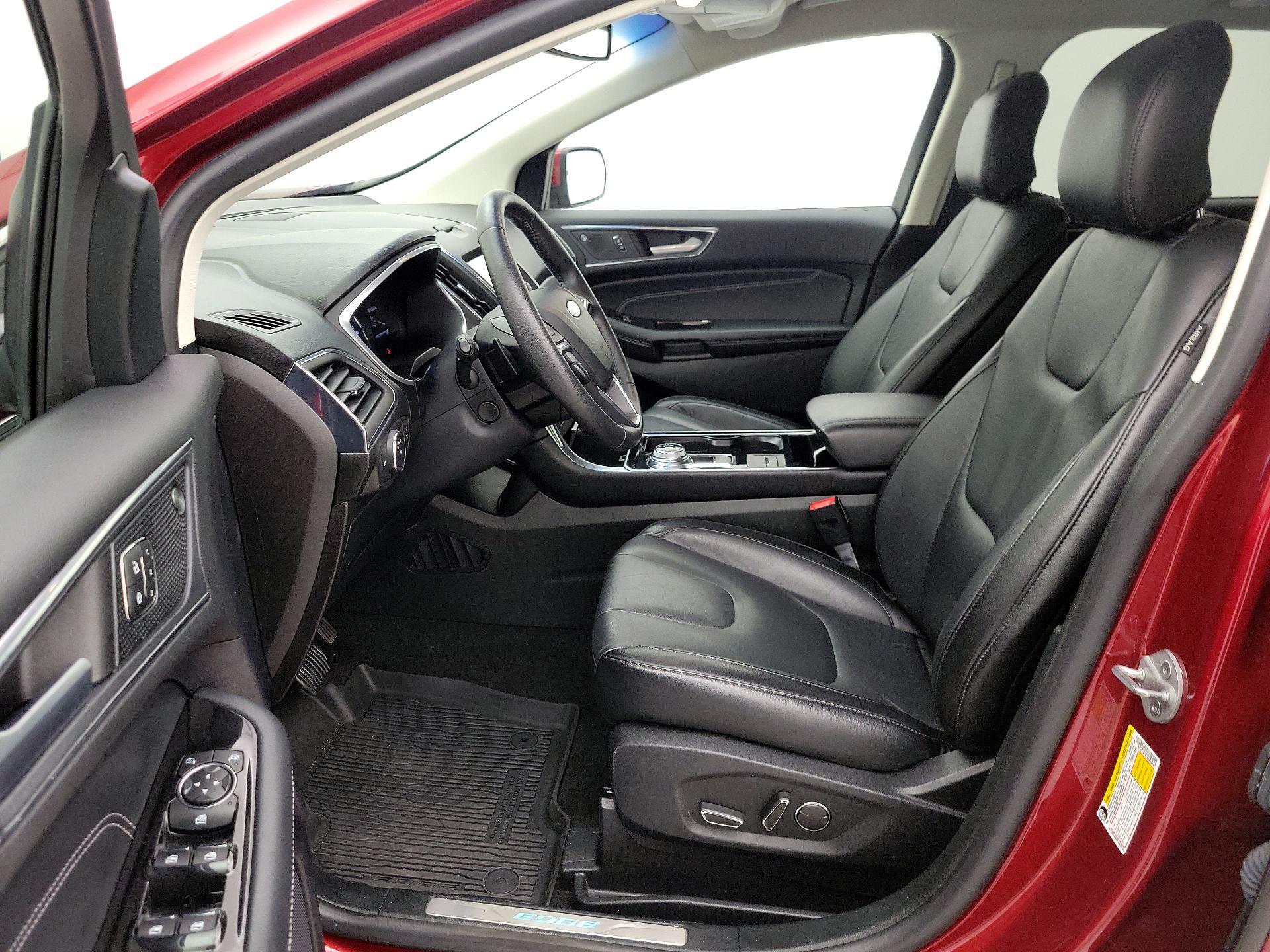 Thumbnail: 2019 Ford Edge - 11