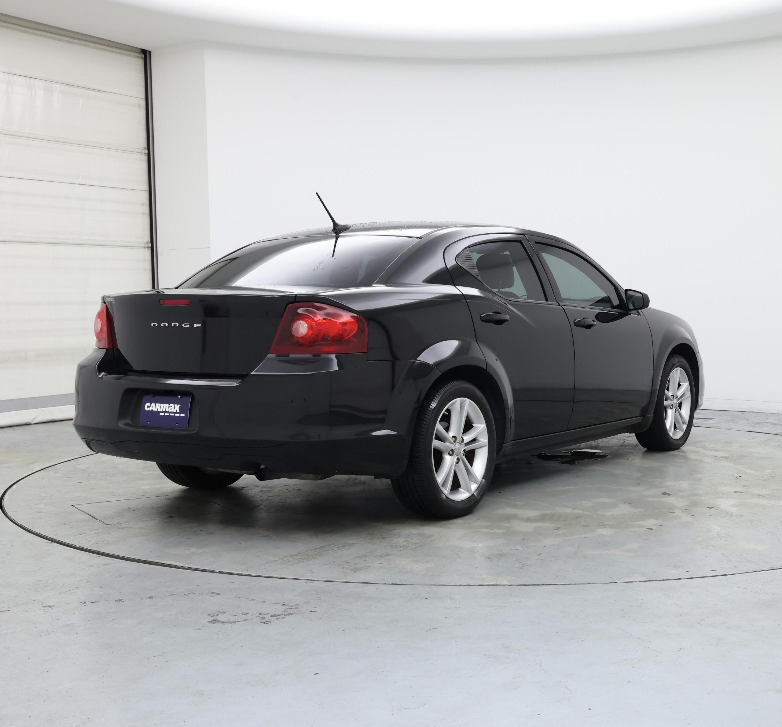 Thumbnail: 2014 Dodge Avenger - 8