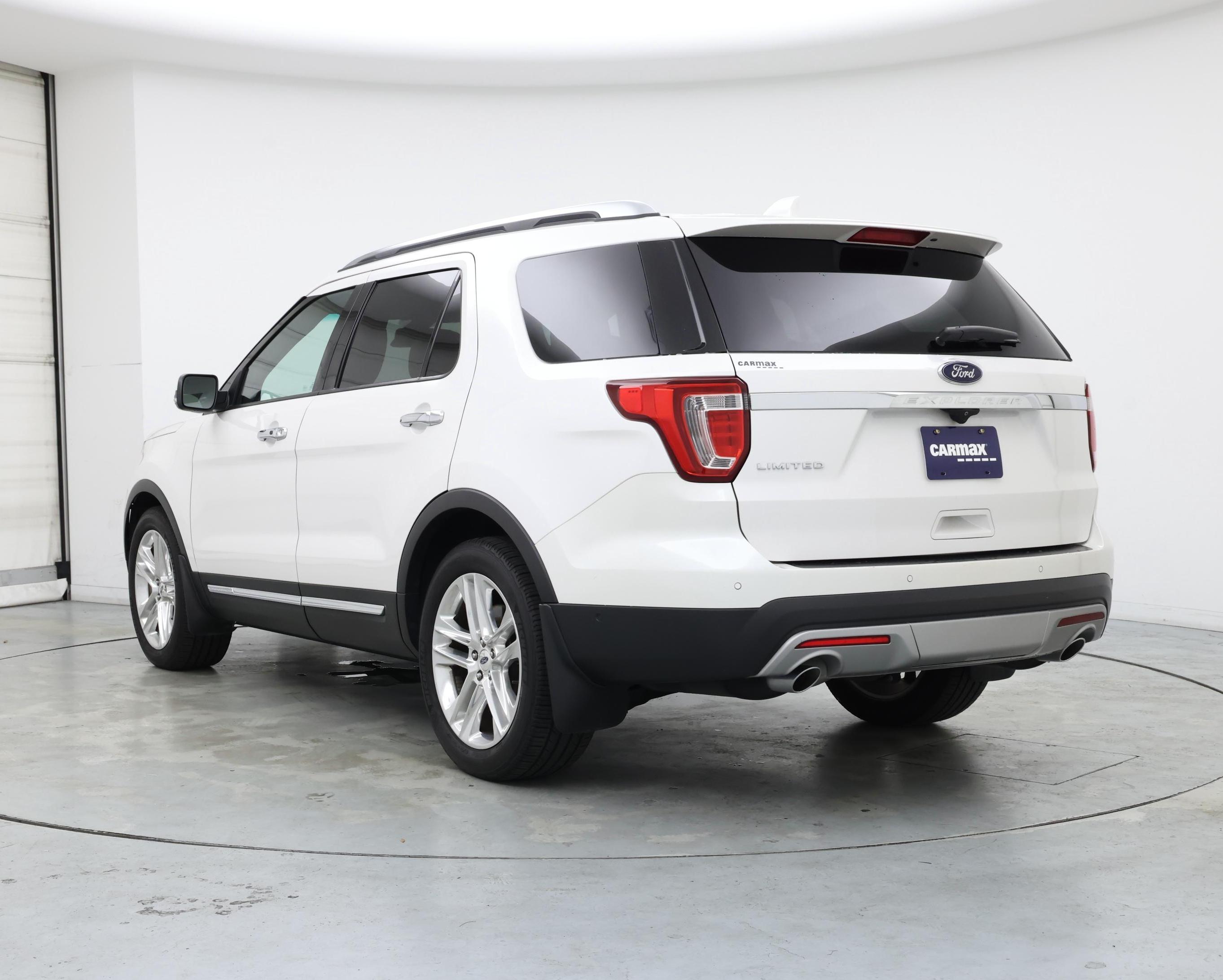 Thumbnail: 2017 Ford Explorer - 2
