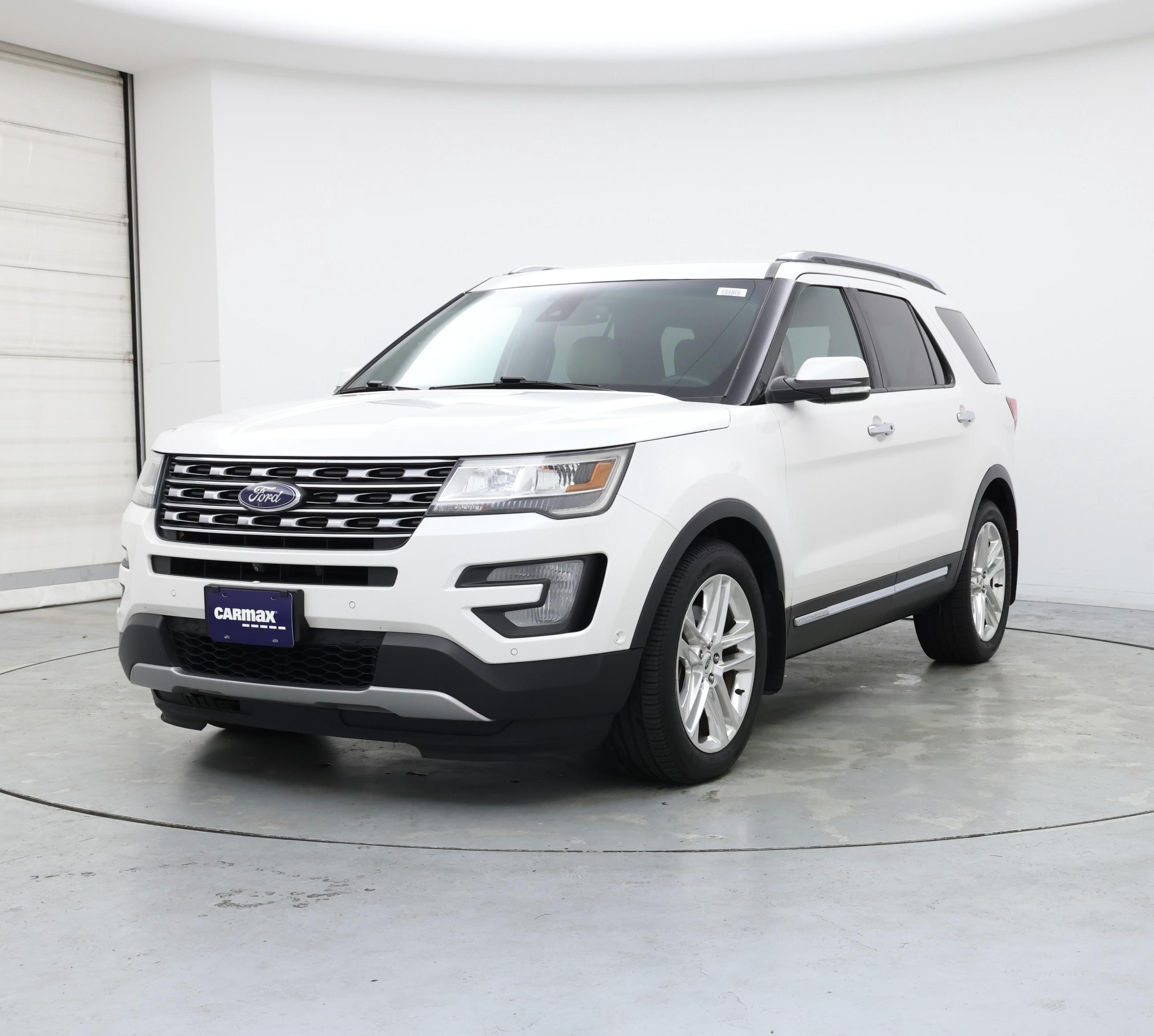 Thumbnail: 2017 Ford Explorer - 4