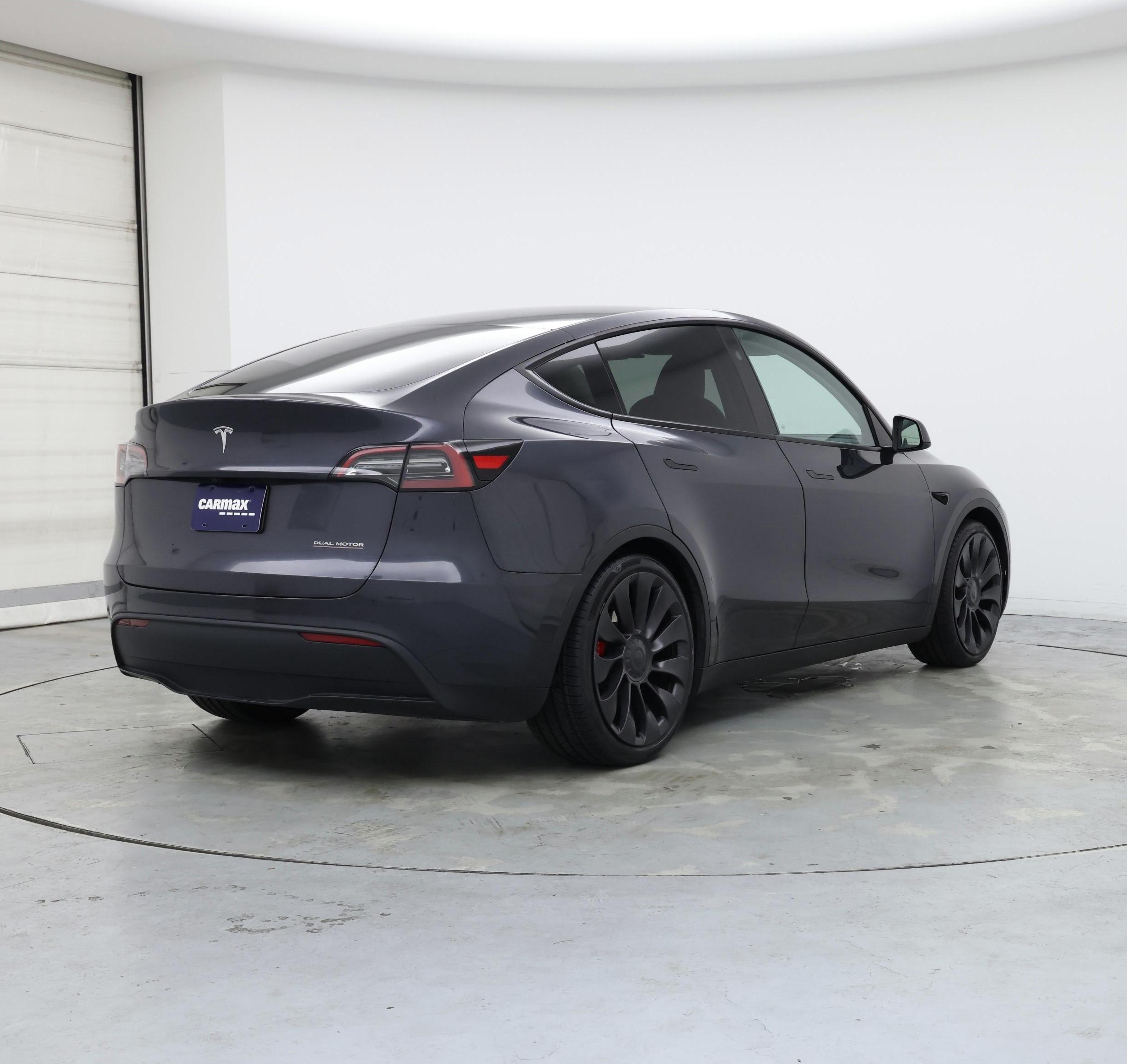 Thumbnail: 2024 Tesla Model Y - 8