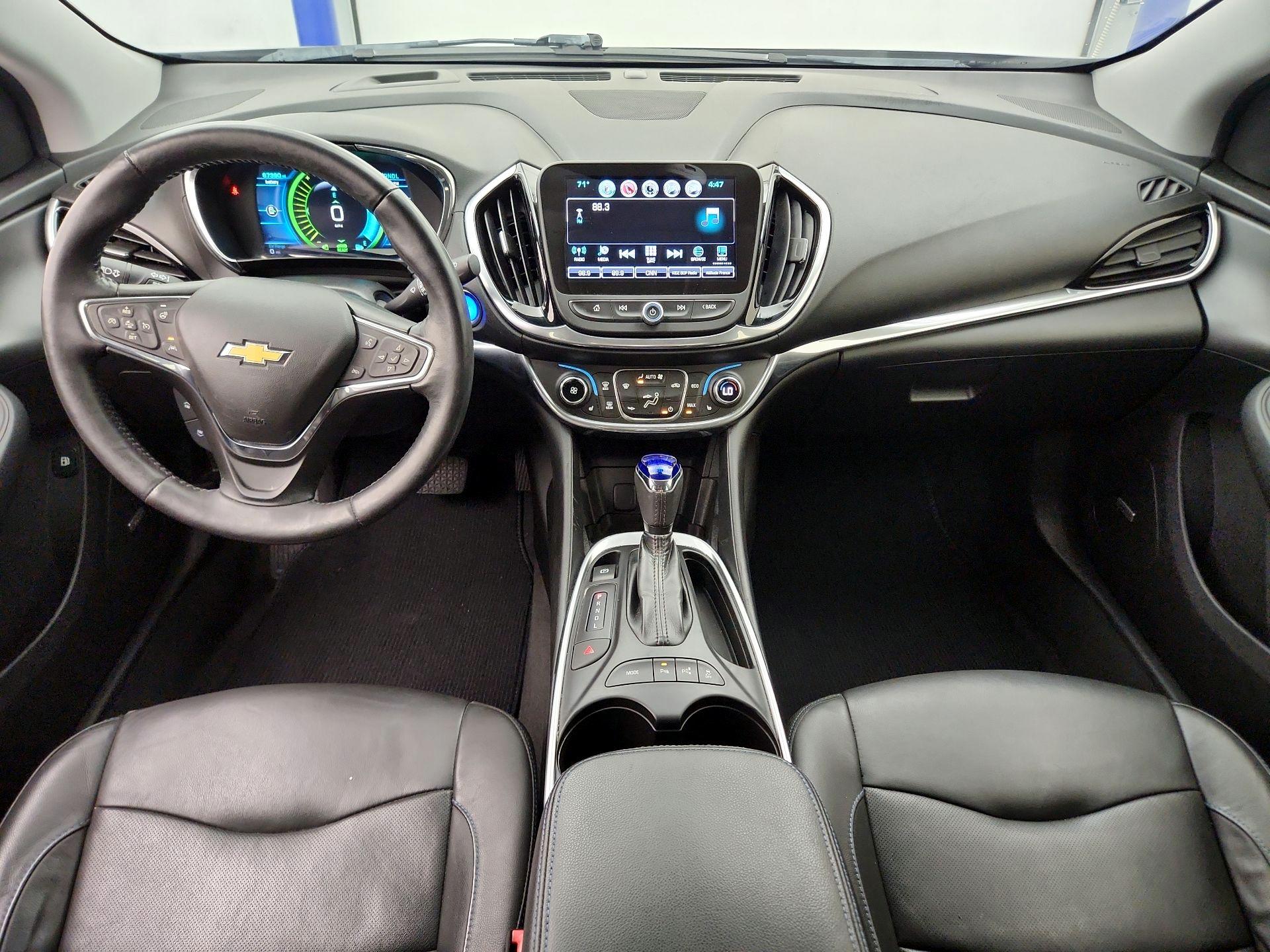 Thumbnail: 2017 Chevrolet Volt - 9
