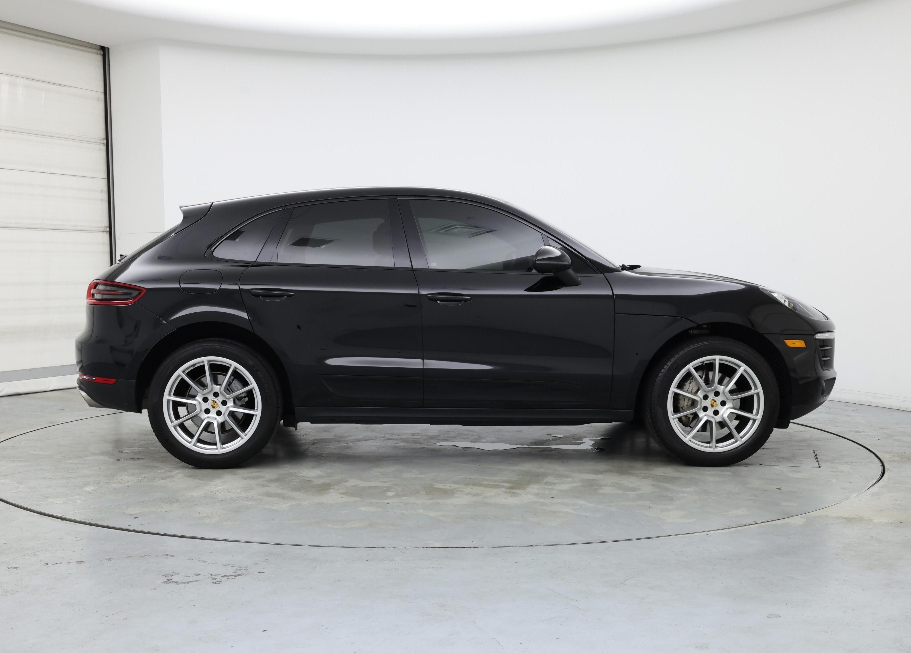 Thumbnail: 2018 Porsche Macan - 7