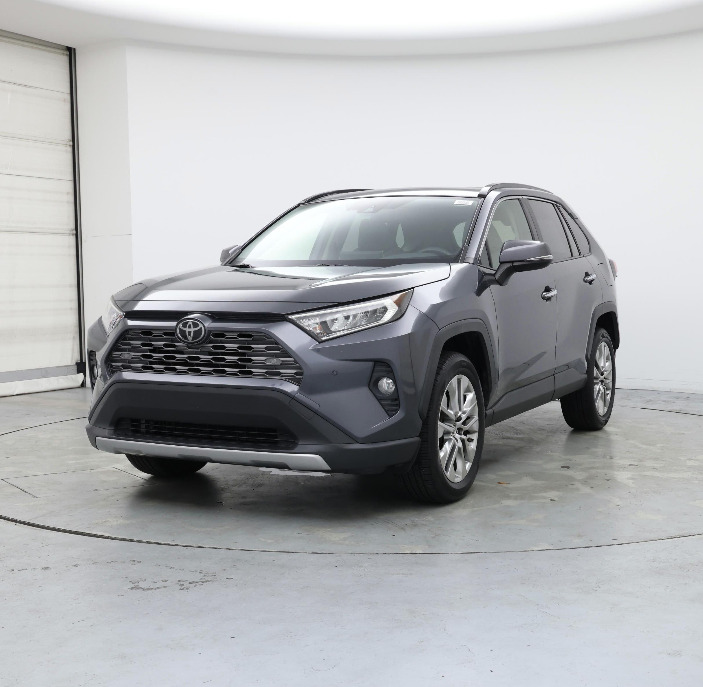 Thumbnail: 2019 Toyota RAV4 - 4