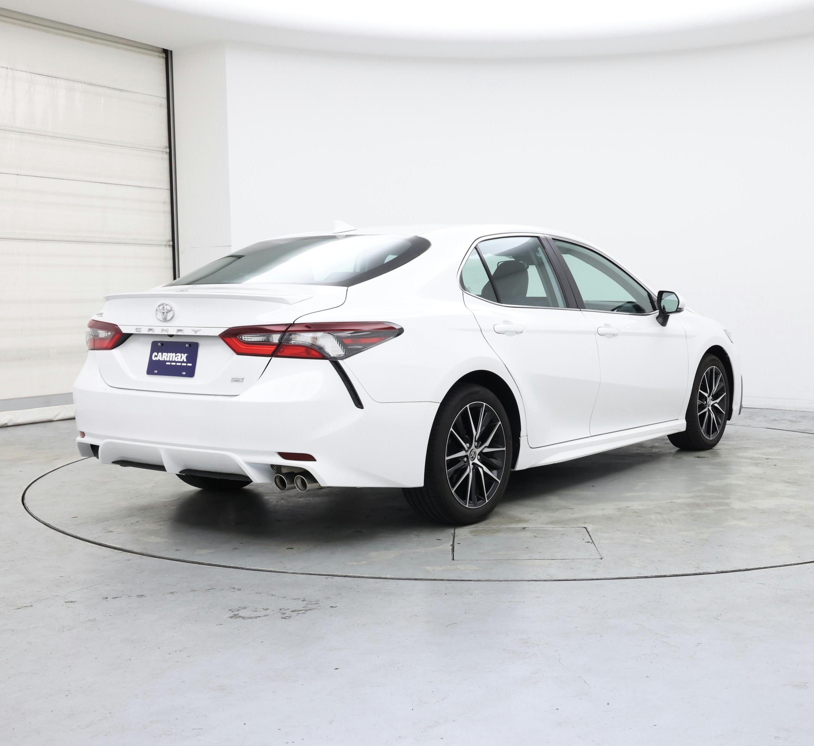 Thumbnail: 2023 Toyota Camry - 8