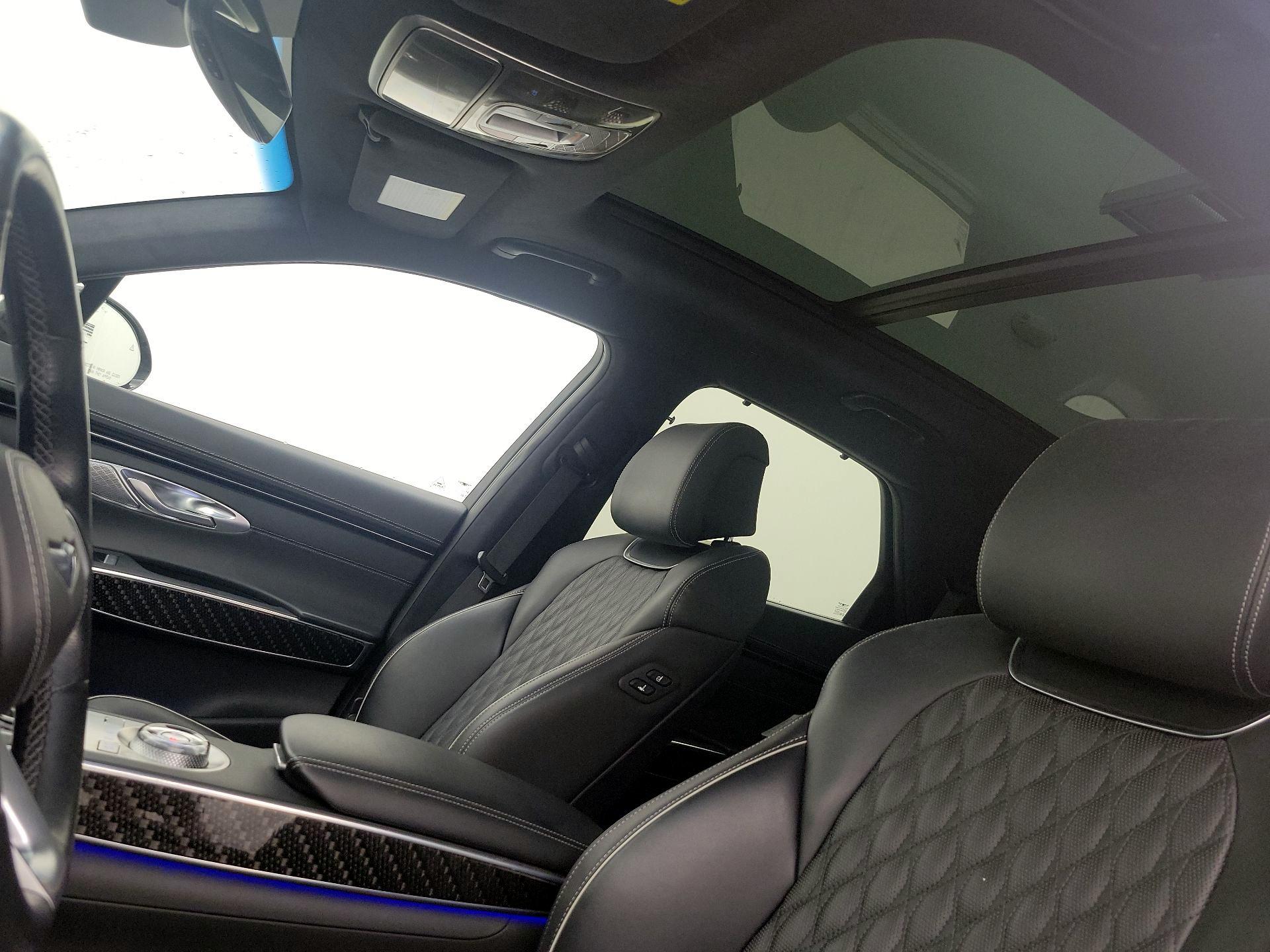 Thumbnail: 2023 Genesis GV70 - 20