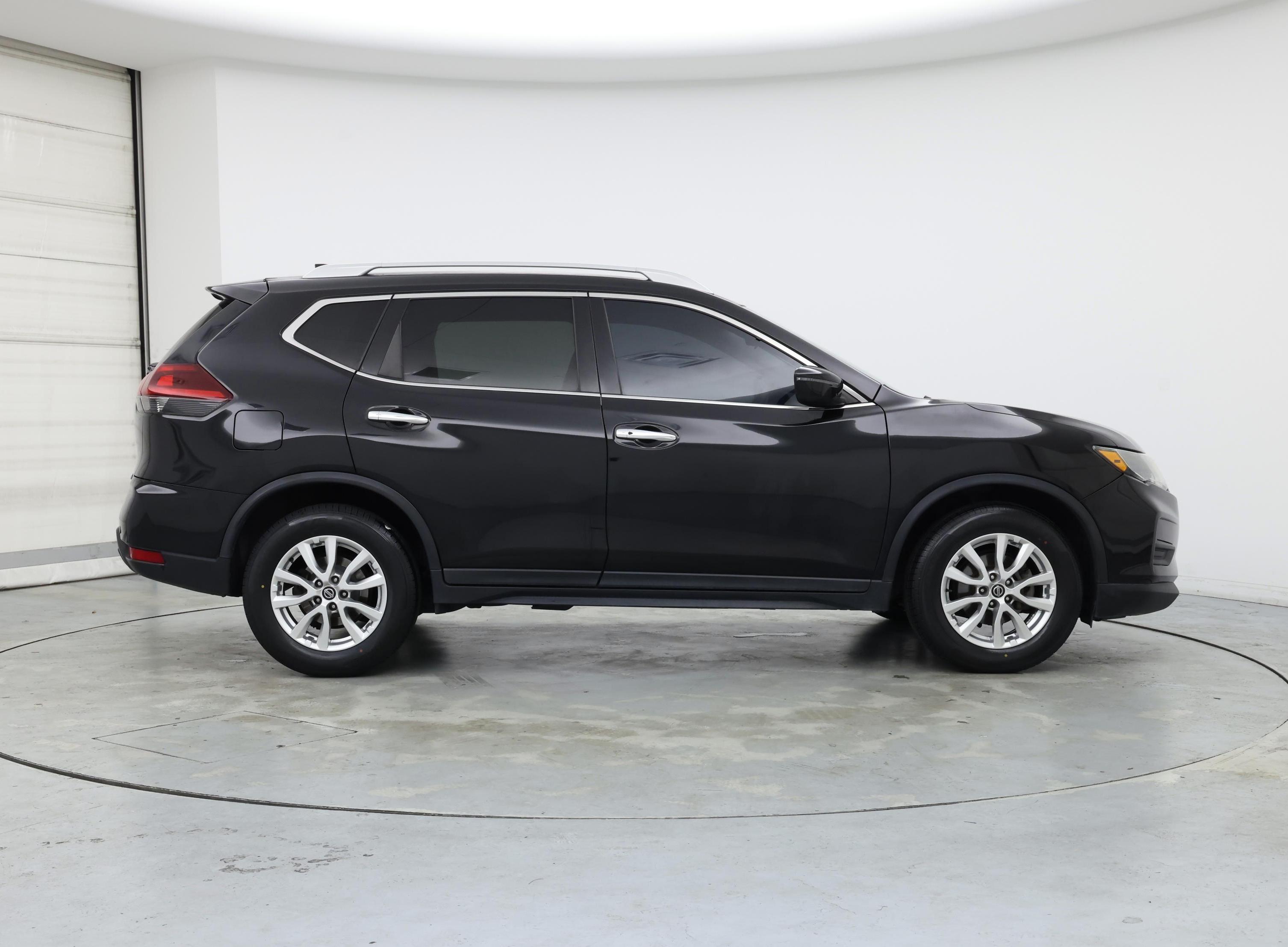 Thumbnail: 2019 Nissan Rogue - 7