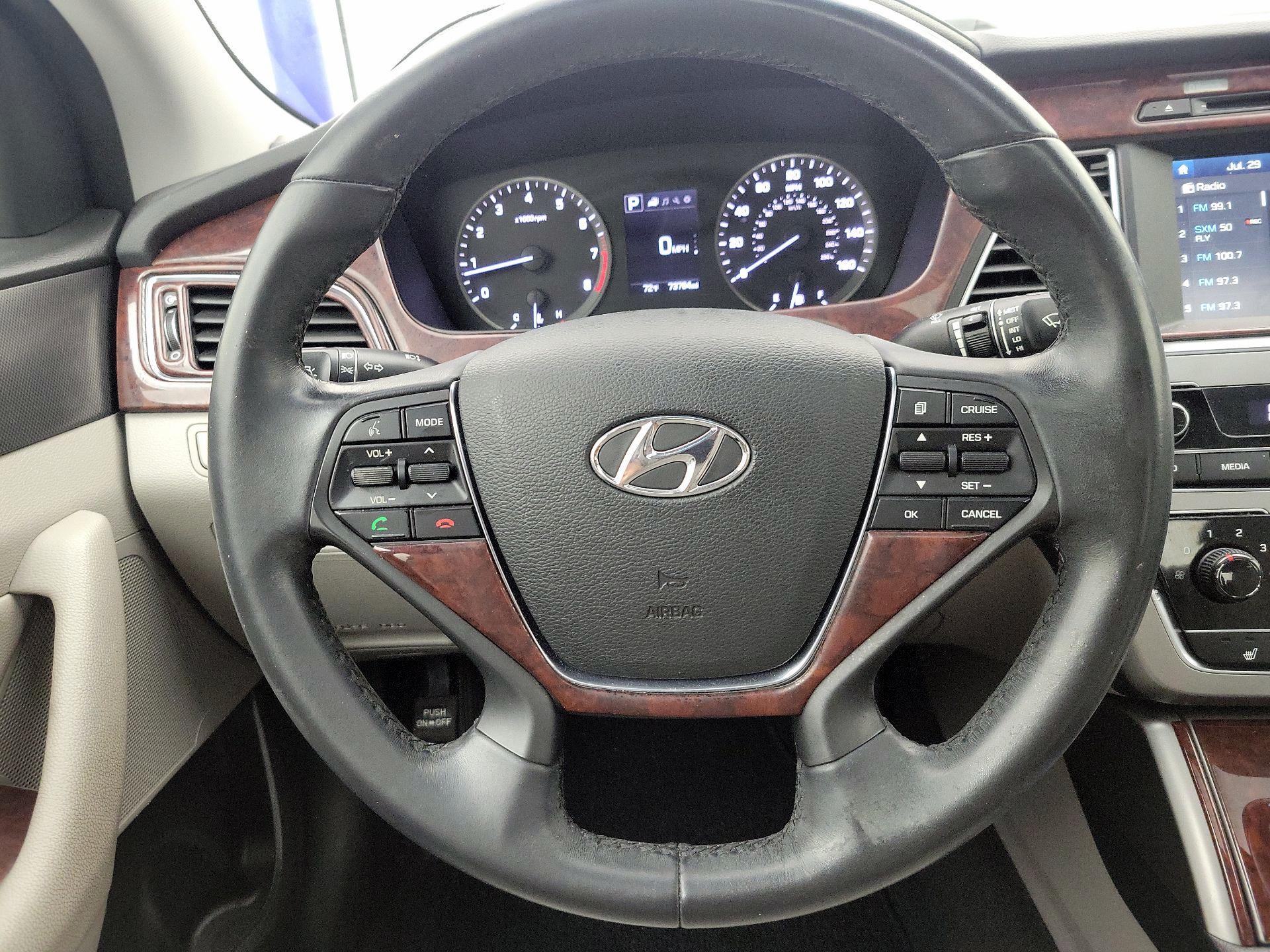 Thumbnail: 2017 Hyundai Sonata - 10
