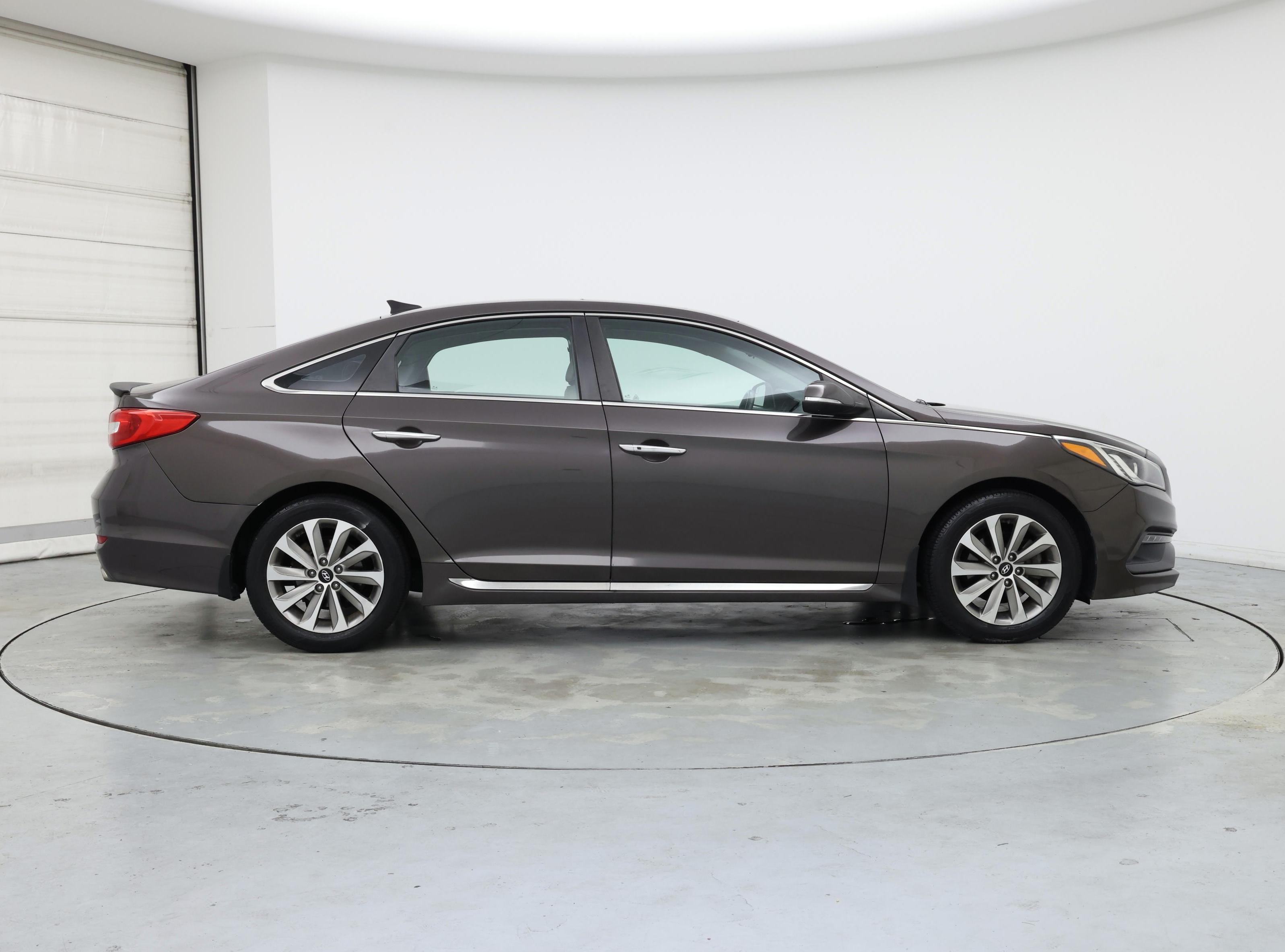 Thumbnail: 2017 Hyundai Sonata - 7