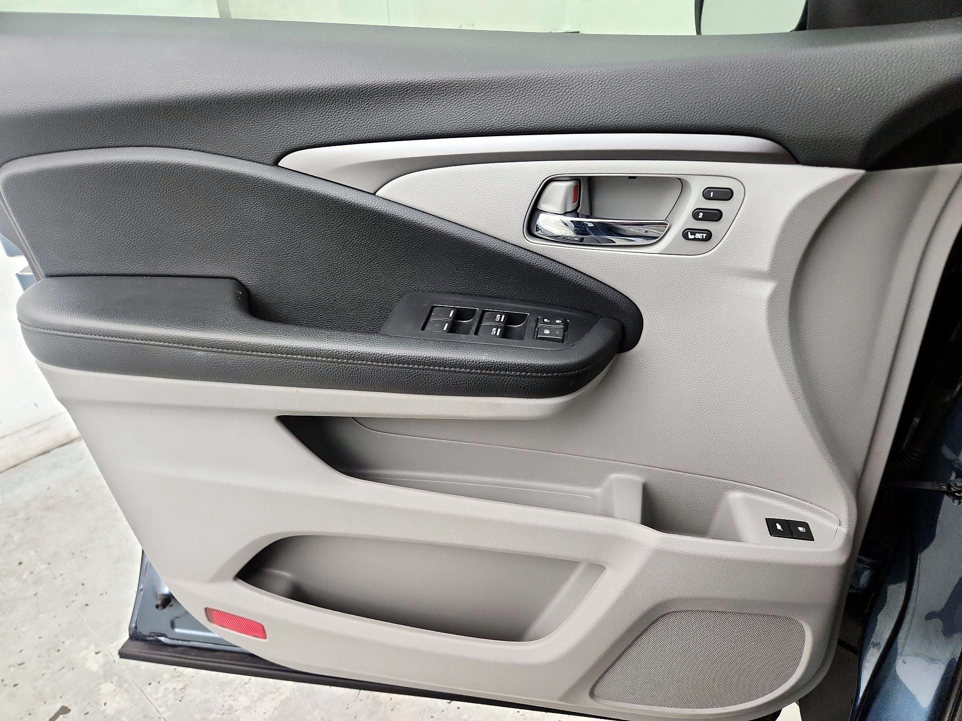 Thumbnail: 2021 Honda Pilot - 12
