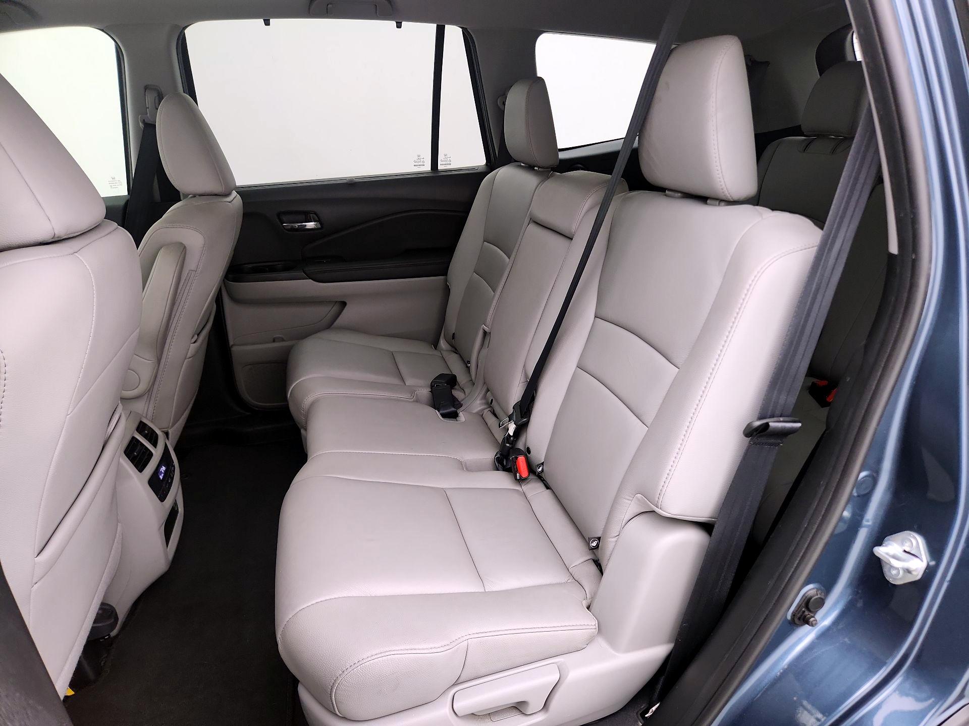 Thumbnail: 2021 Honda Pilot - 20