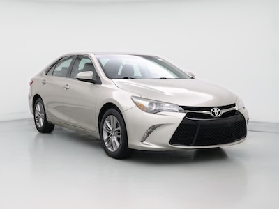 Gold 2017 Toyota Camry SE