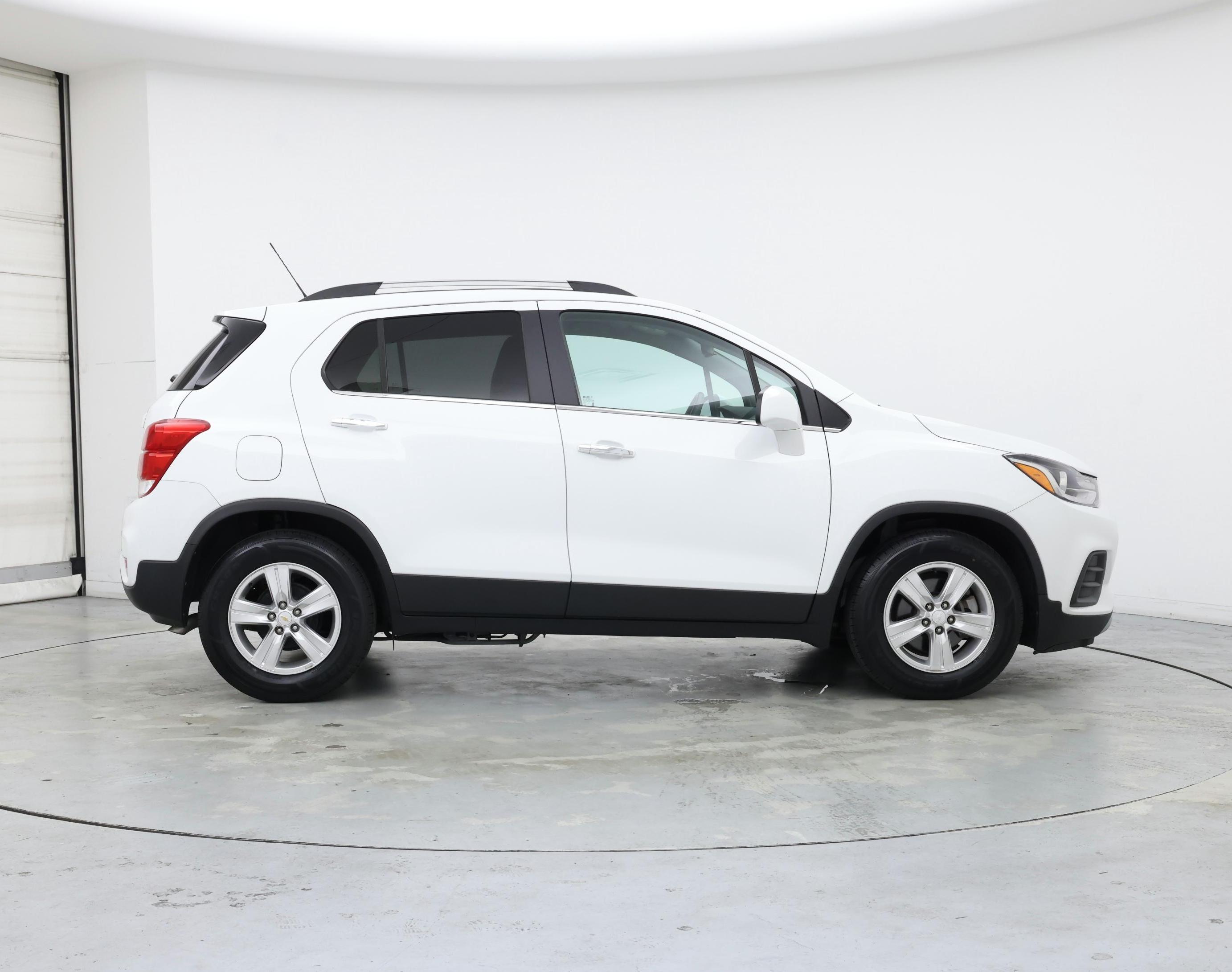 Thumbnail: 2019 Chevrolet Trax - 7