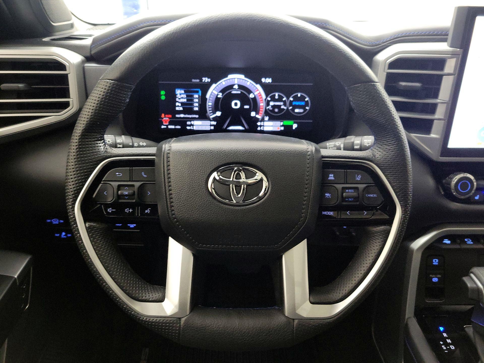 Thumbnail: 2024 Toyota Sequoia - 10