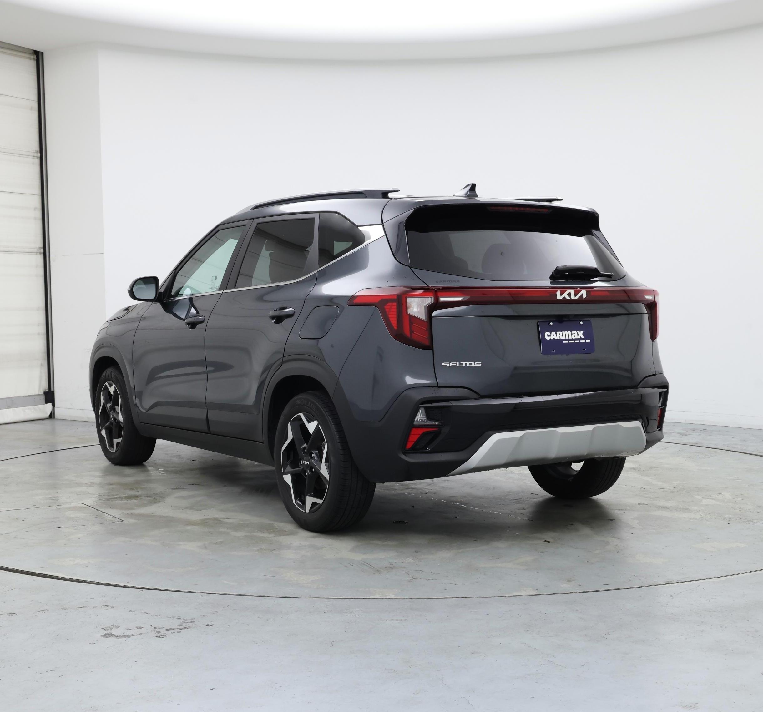 Thumbnail: 2024 Kia Seltos - 2