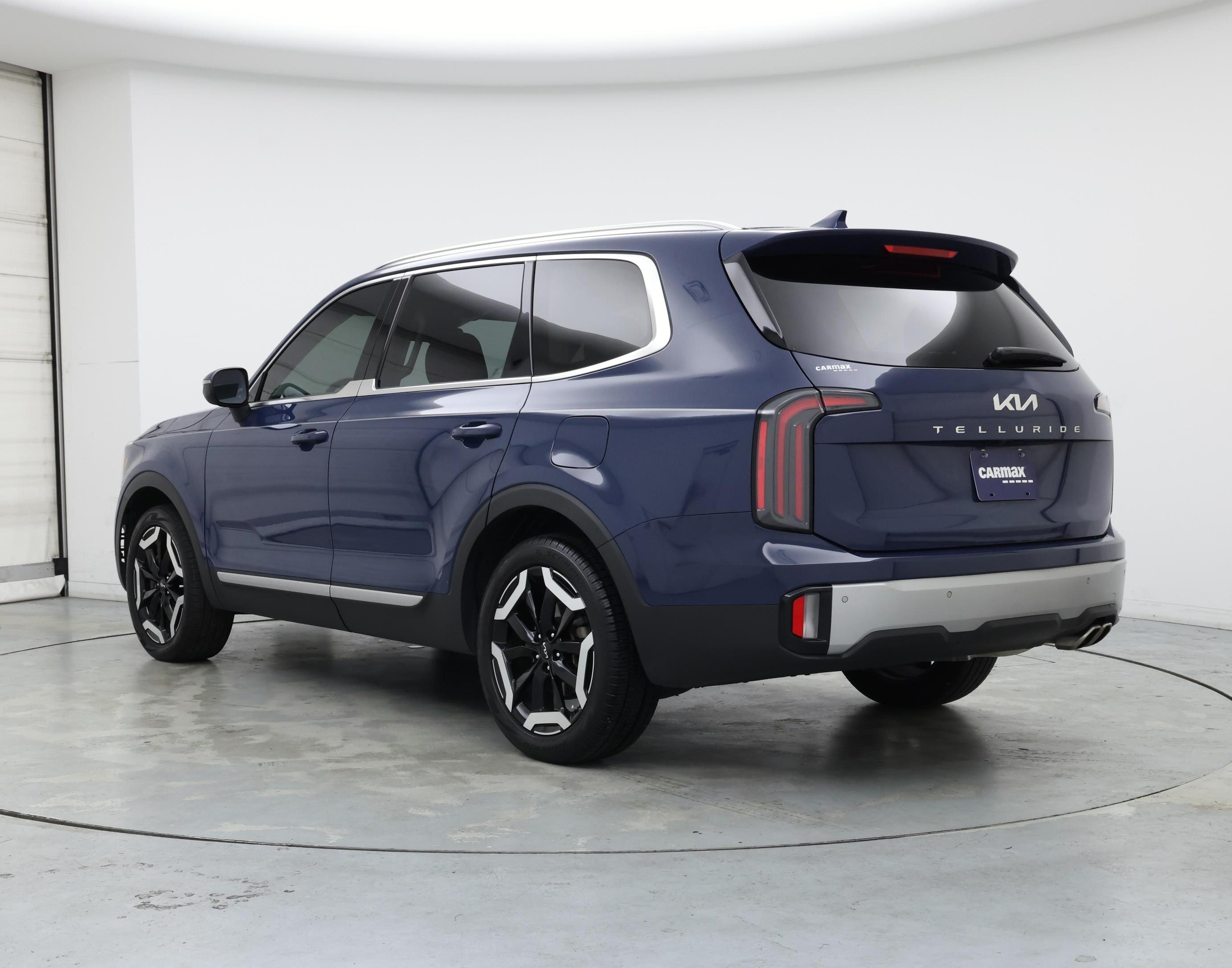 Thumbnail: 2023 Kia Telluride - 2