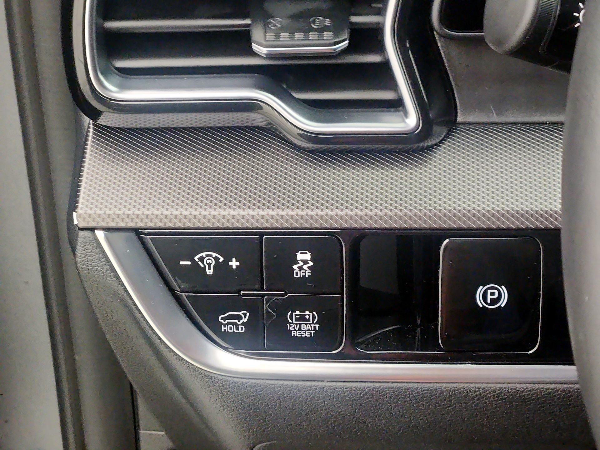 Thumbnail: 2025 Kia Sportage - 13