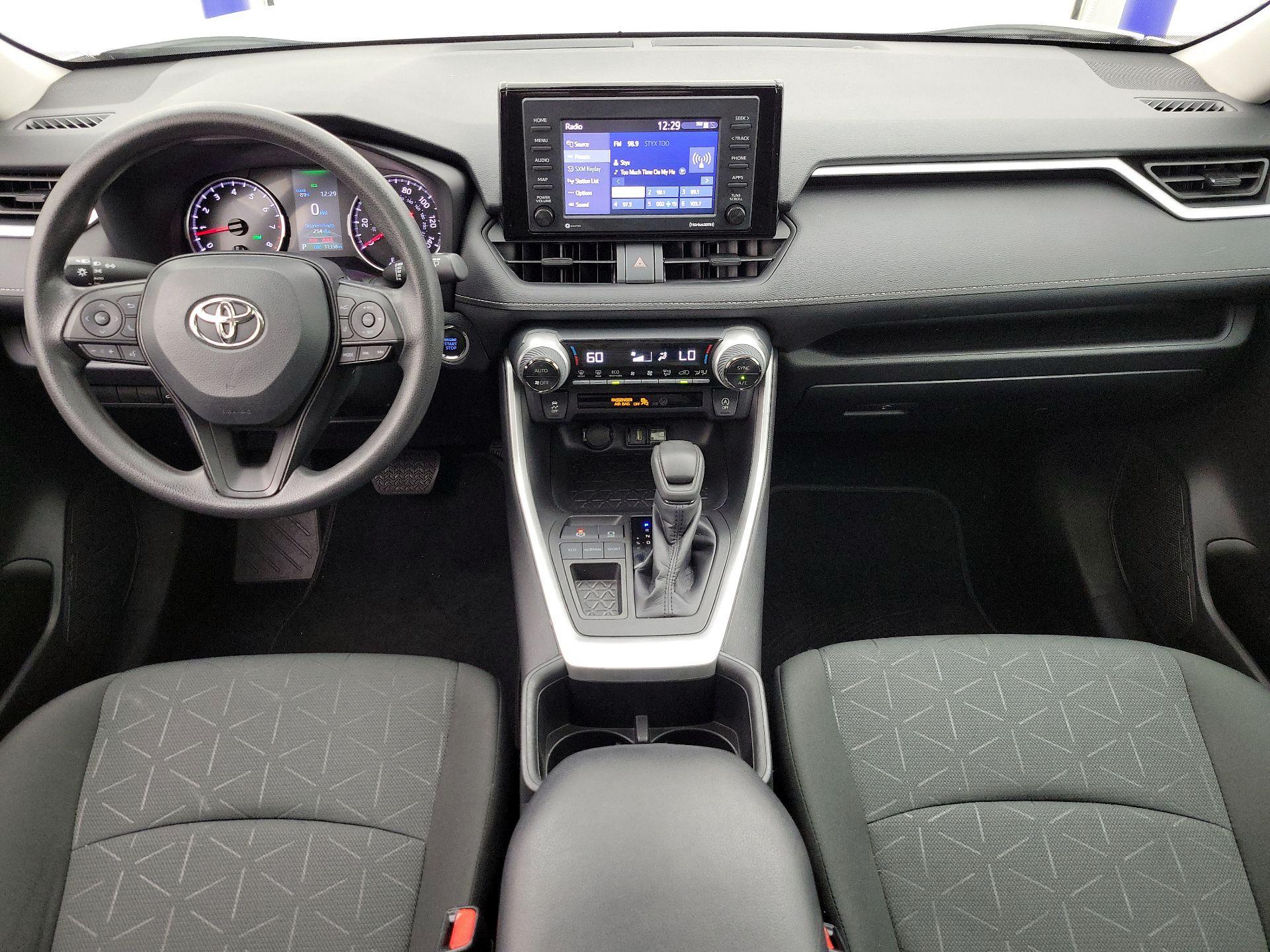 Thumbnail: 2022 Toyota RAV4 - 9