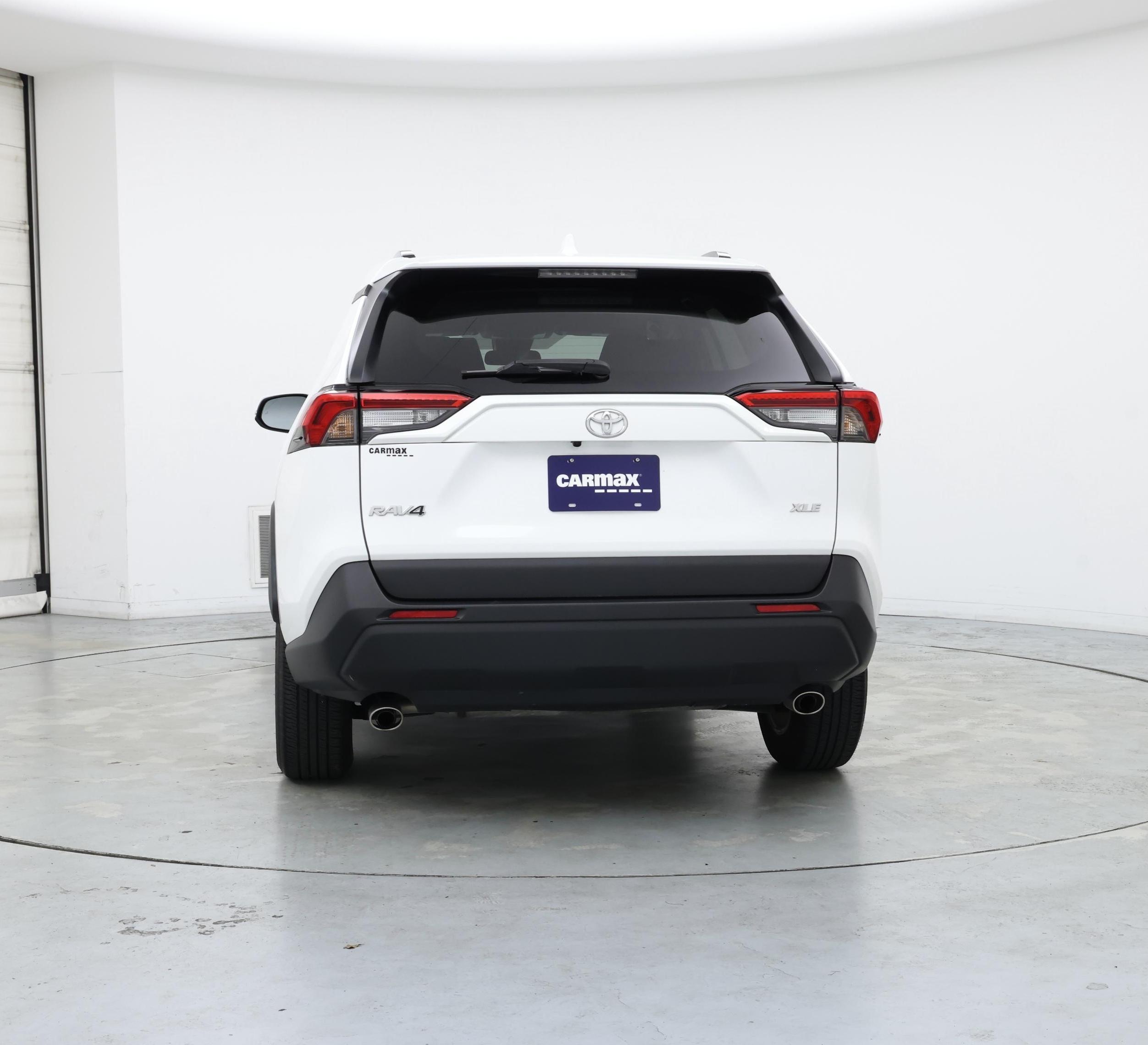 Thumbnail: 2022 Toyota RAV4 - 6