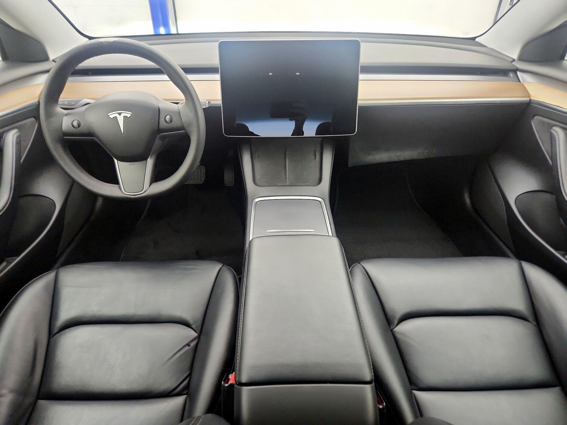 Thumbnail: 2021 Tesla Model 3 - 9