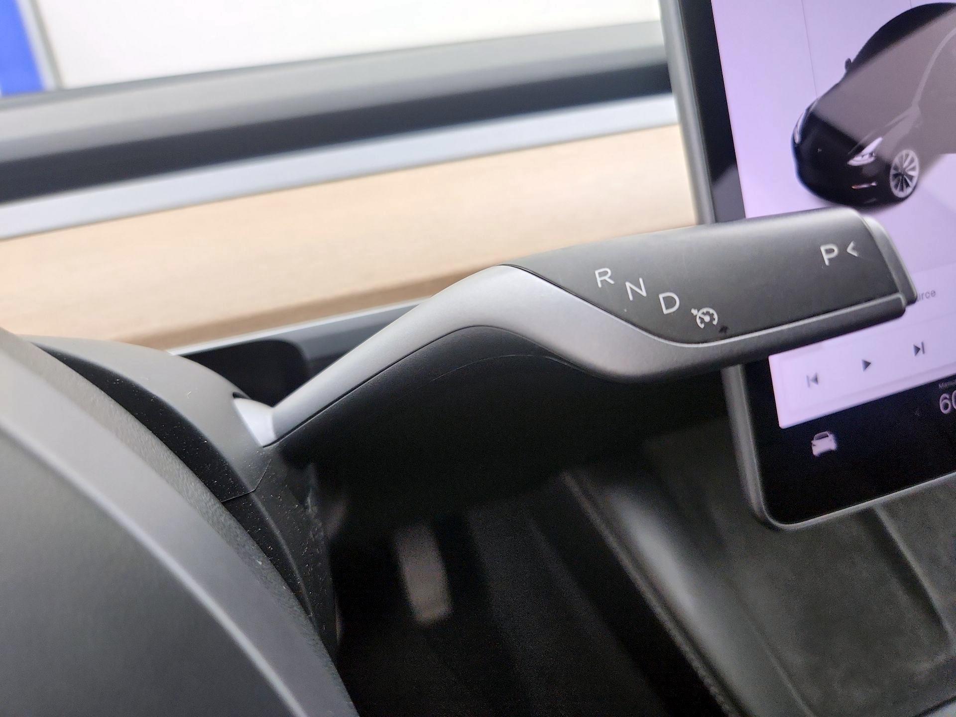 Thumbnail: 2021 Tesla Model 3 - 17