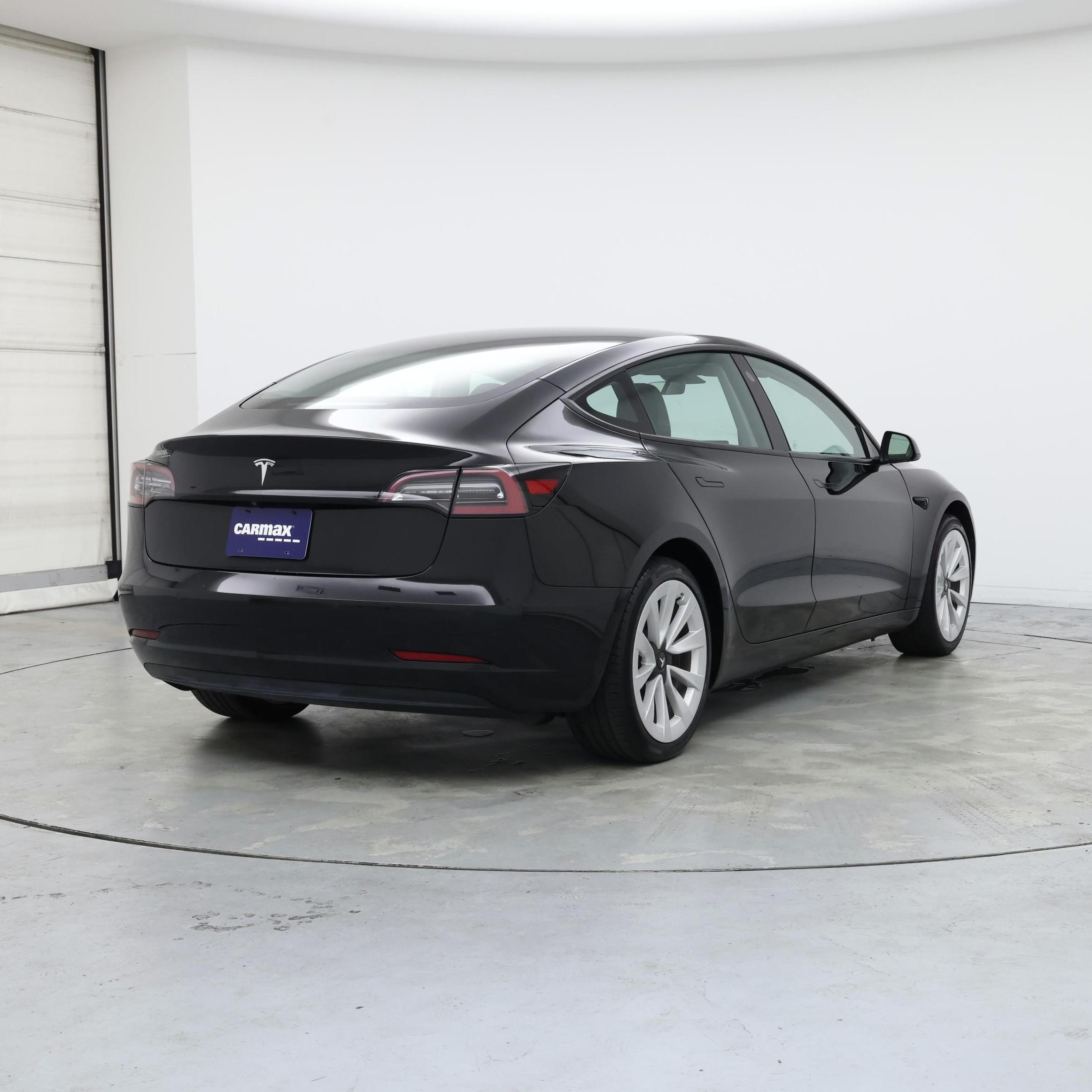 Thumbnail: 2021 Tesla Model 3 - 8